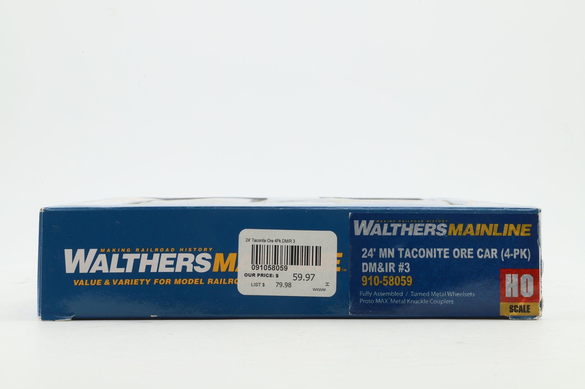 Walthers HO 4-Pack of 24' Michigan Ore Cars in DMIR Brown/Yellow - Pro-Weathered/Renumbered