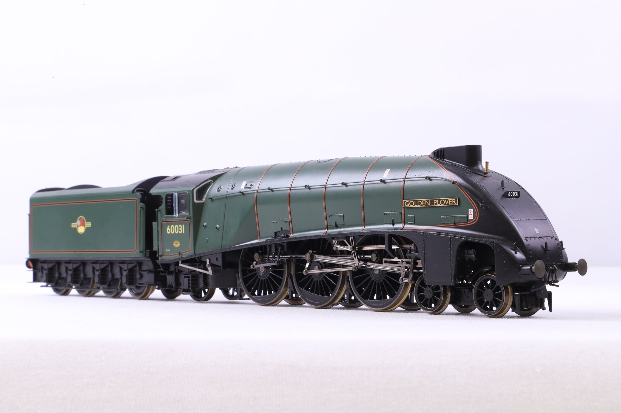 Bachmann OO R2340 Class A4 '60031' 'Golden Plover' BR Green L/C