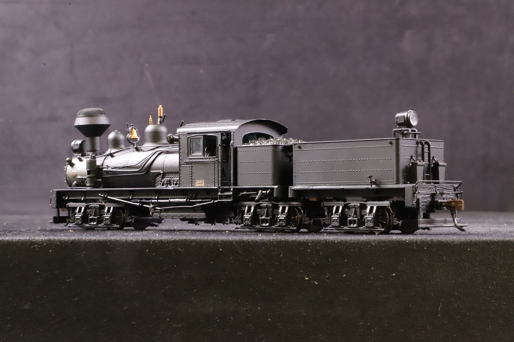 Spectrum HO 81902 80-Ton Three Truck Shay Painted Unlettered (Steel Cab)