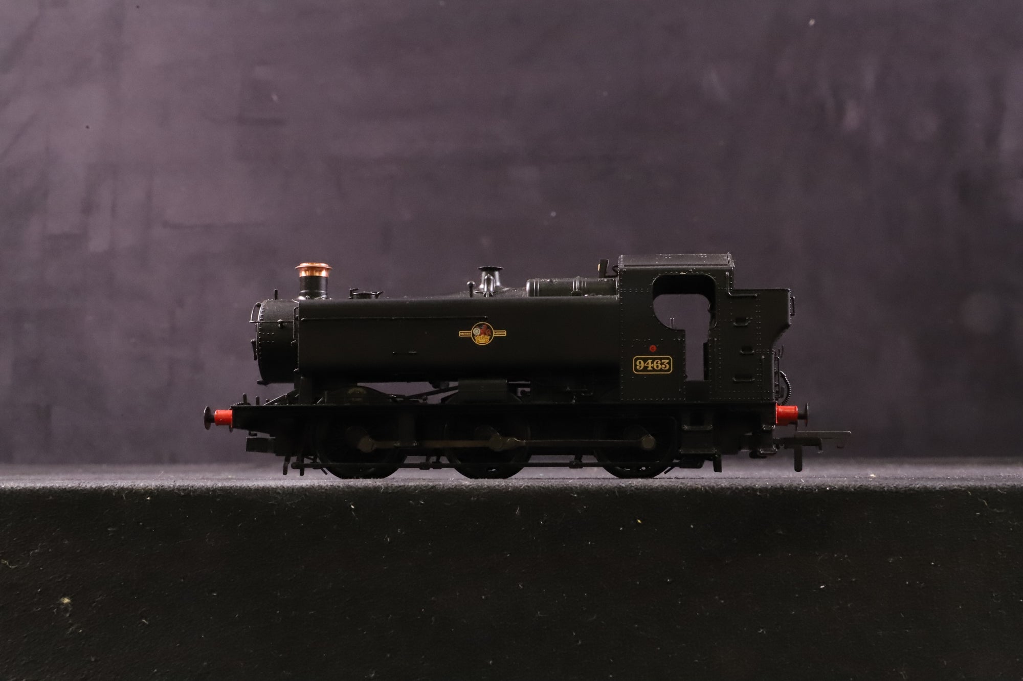 Bachmann OO 35-027A 94xx Class Pannier Tank '9463' BR Black L/C DCC Fitted