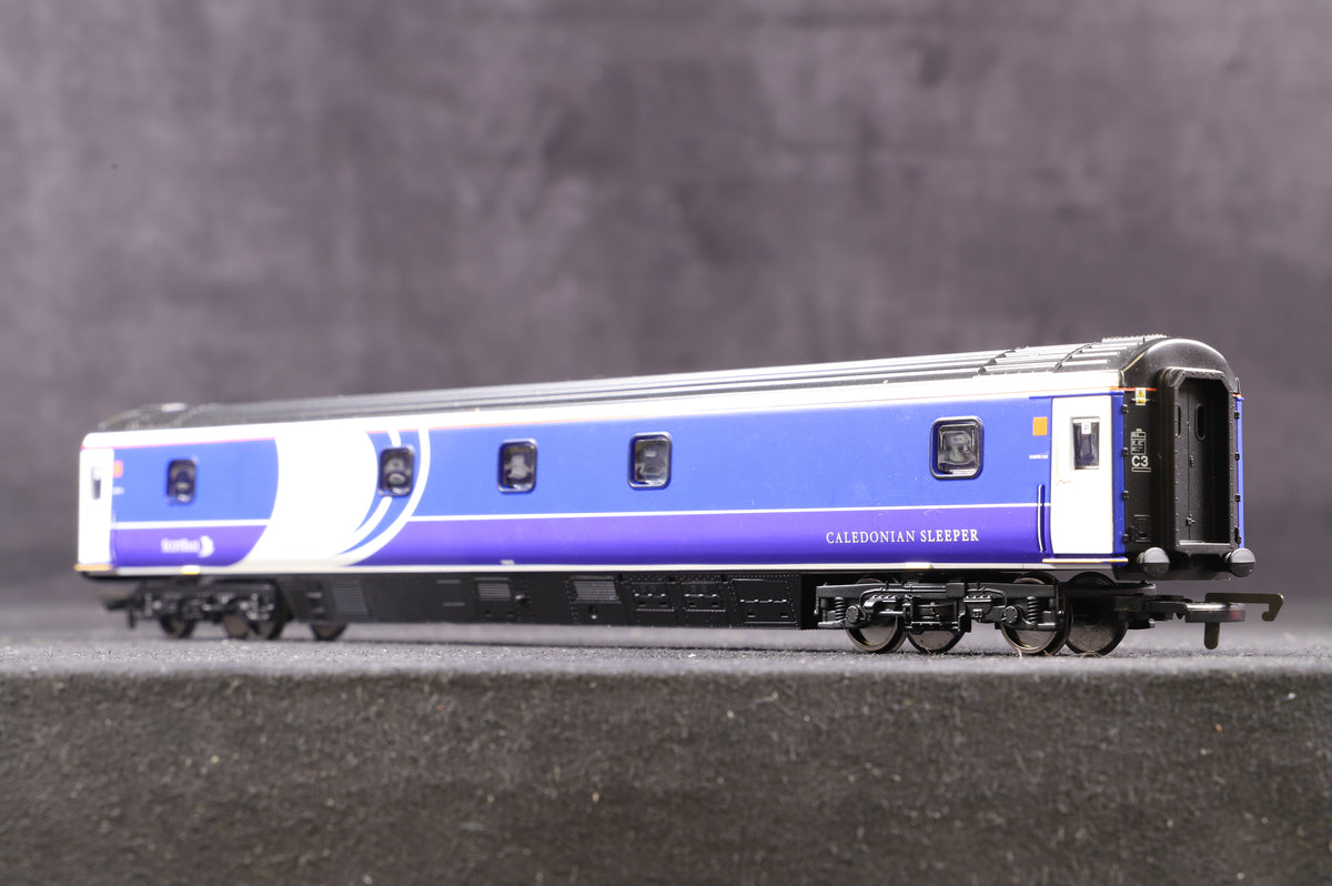 Hornby OO Rake Of 7 Caledonian Sleeper Coaches