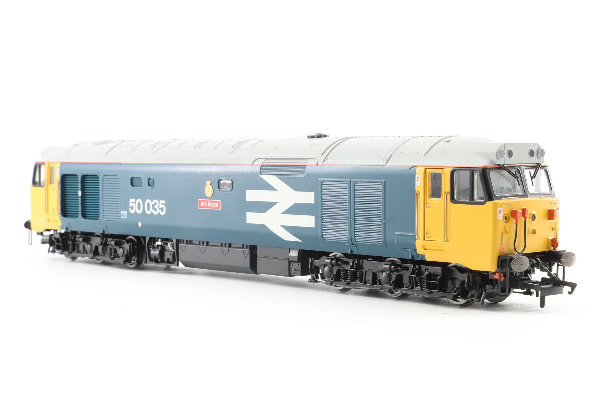 Hornby OO R2349 BR Co-Co Class 50 '50035' 'Ark Royal'