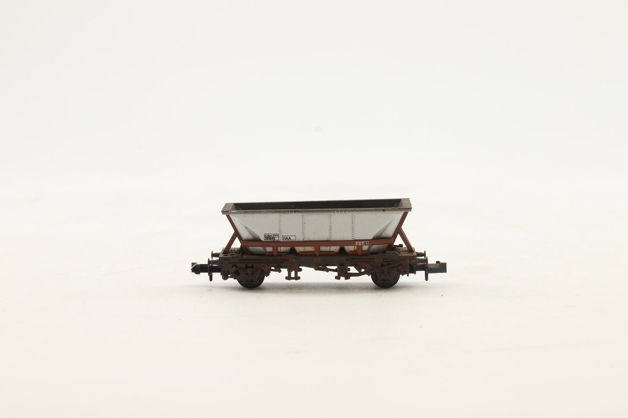 Minitrix N Rake of 6 HAA Wagons - Weathered