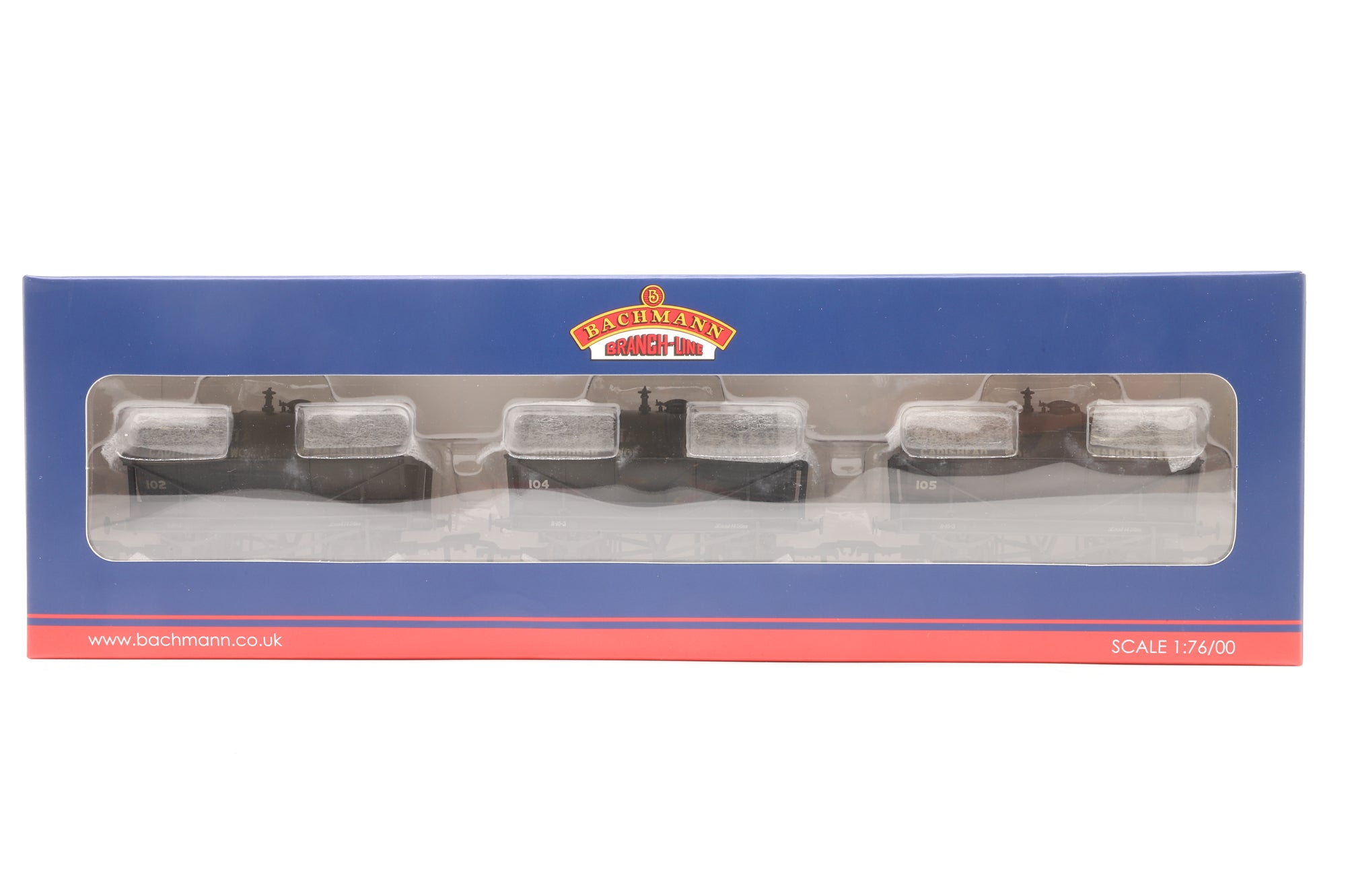 Bachmann OO 37-672 Set Of 14T Tank Wagons British Tar Products Ltd Weathered