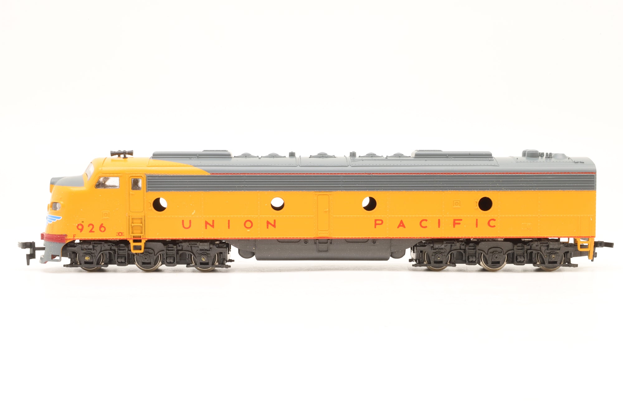 Rivarossi HO GM EMD E-8 #926 in Union Pacific Livery – Dummy Unit