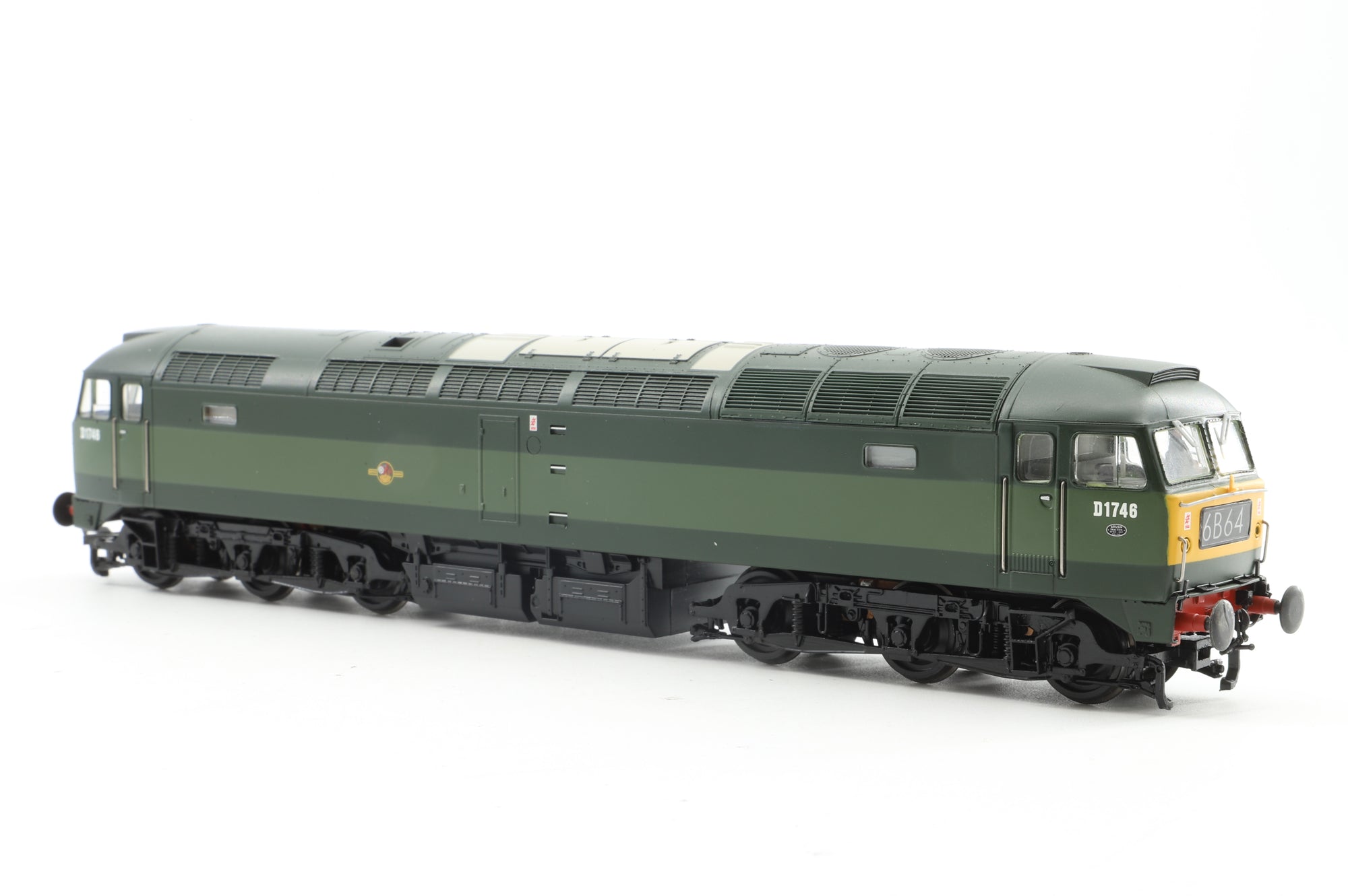 Bachmann OO 32-801DS Class 47 'D1746' BR Two Tone Green Half Yellow Ends & Four Digit Headcode, DCC Sound
