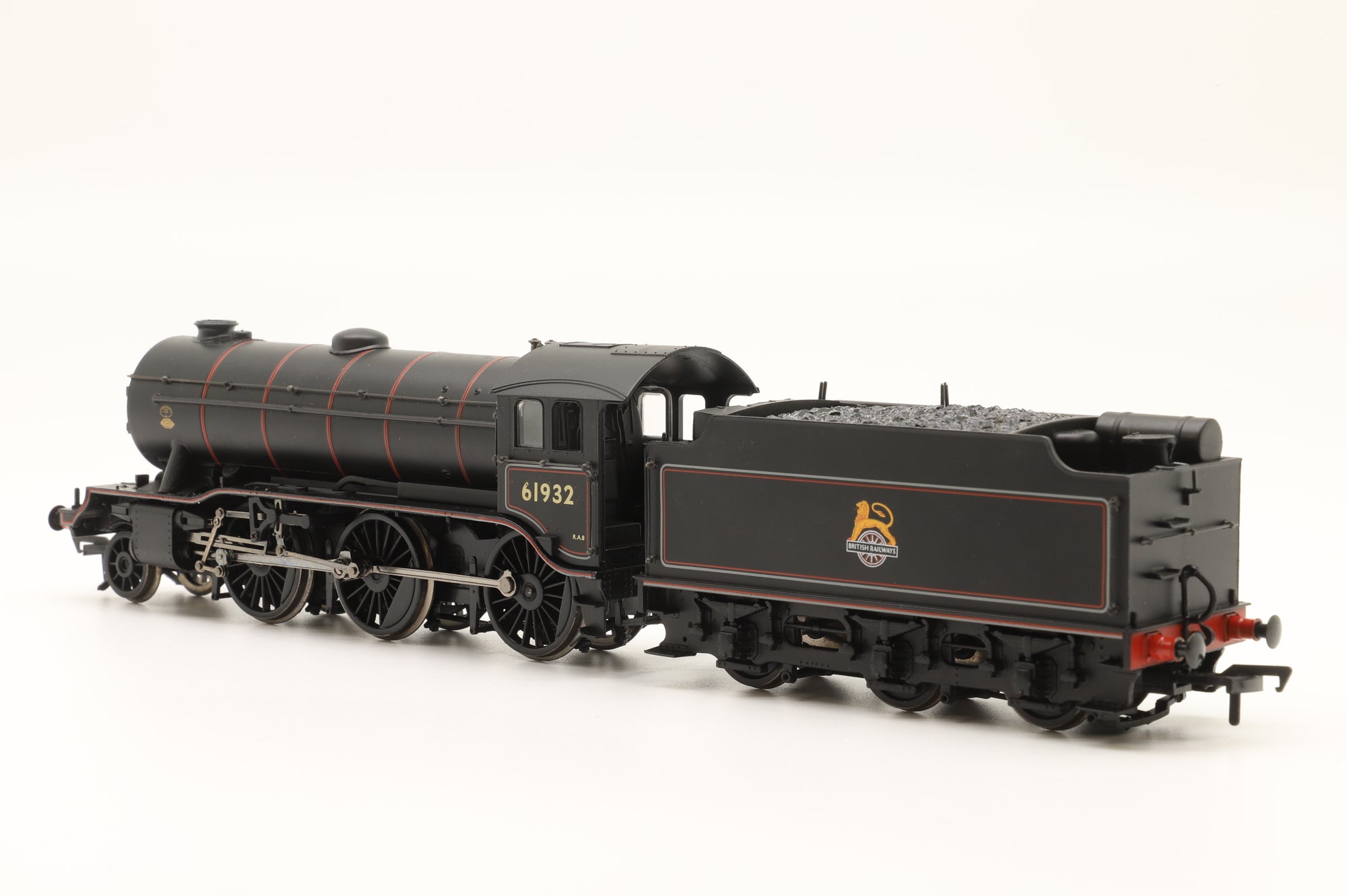 Bachmann OO 32-276 K3 '61932' BR Lined Black E/C Group Standard Tender