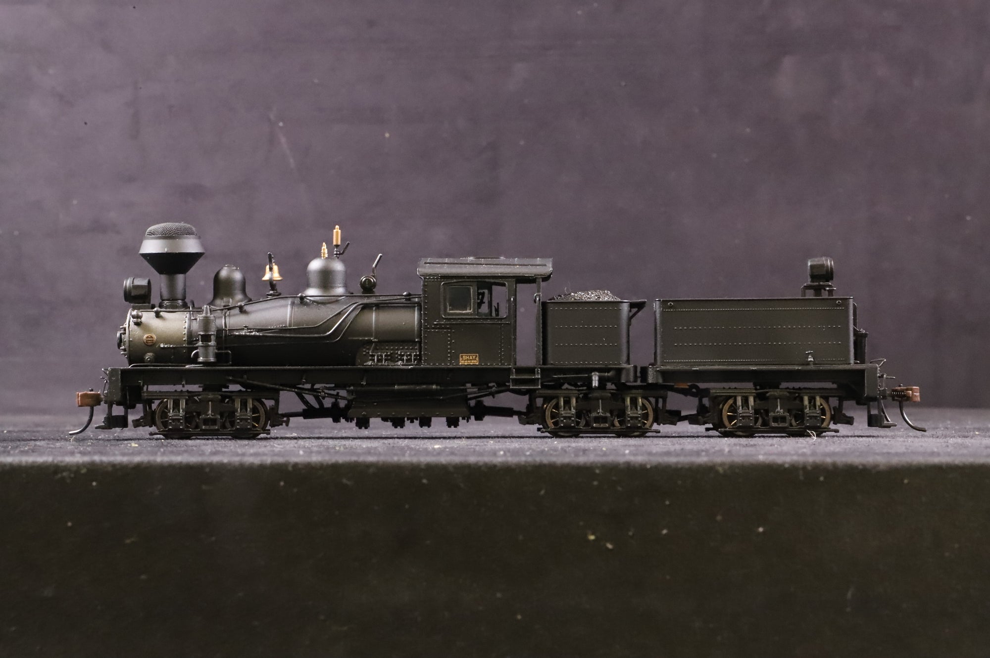 Spectrum HO 81902 80-Ton Three Truck Shay Painted Unlettered (Steel Cab)