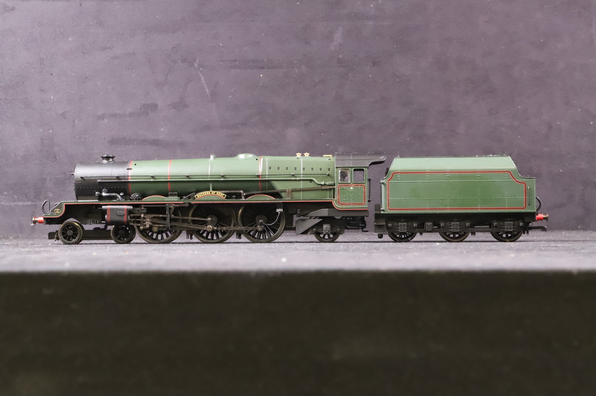 WORKSHOP Hornby OO R2314 Princess Class 4-6-2 '46212' 'Duchess Of Kent' BR Lined Green