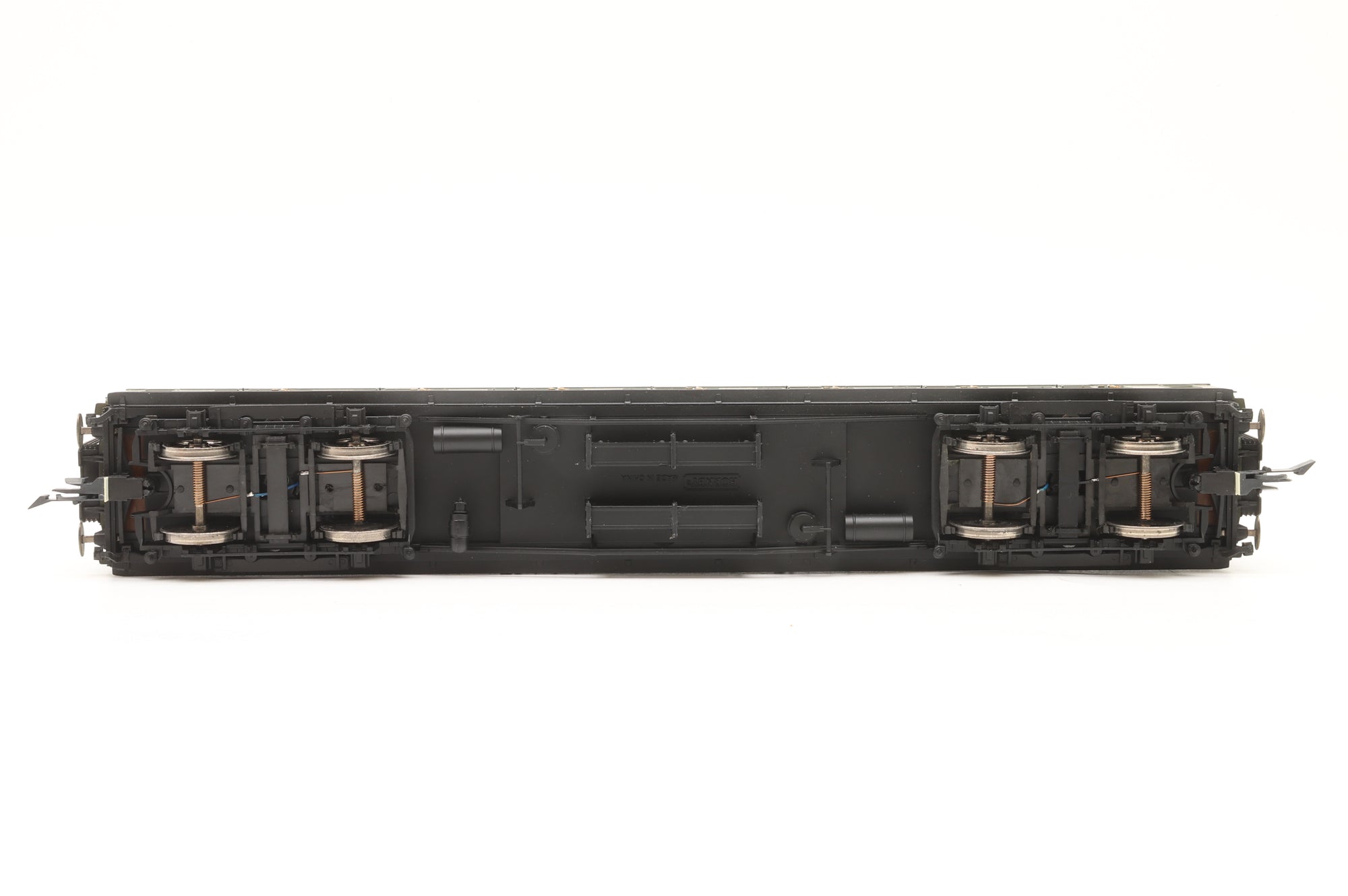 Hornby OO Rake of 7 SR Green Coaches , DCC Lighting Fitted