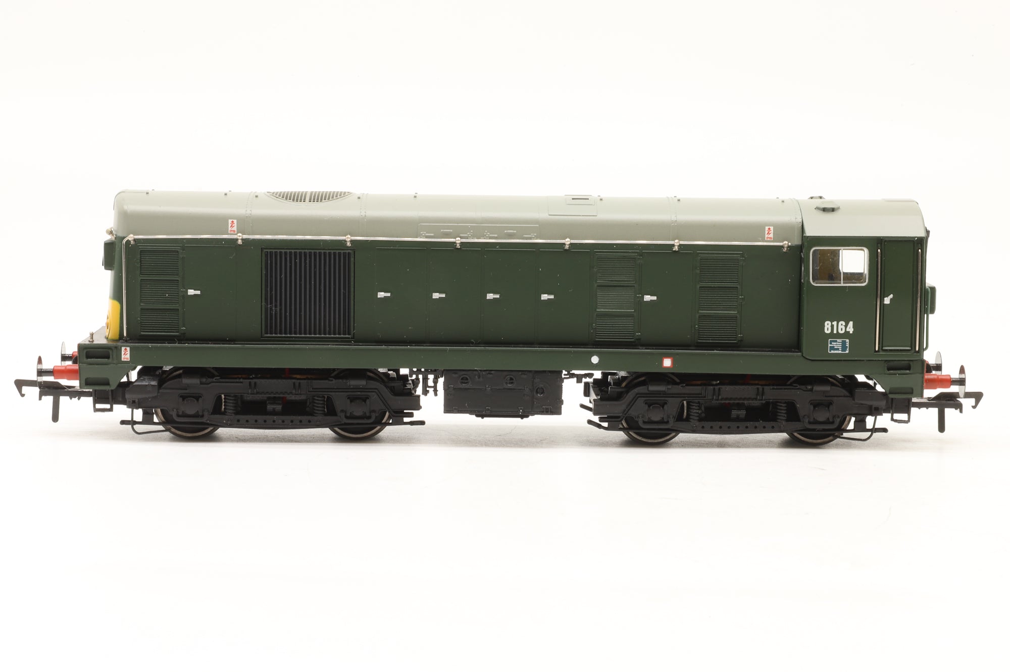 Bachmann OO 32-034 Class 20 8164 in BR Green w/Box Headcode