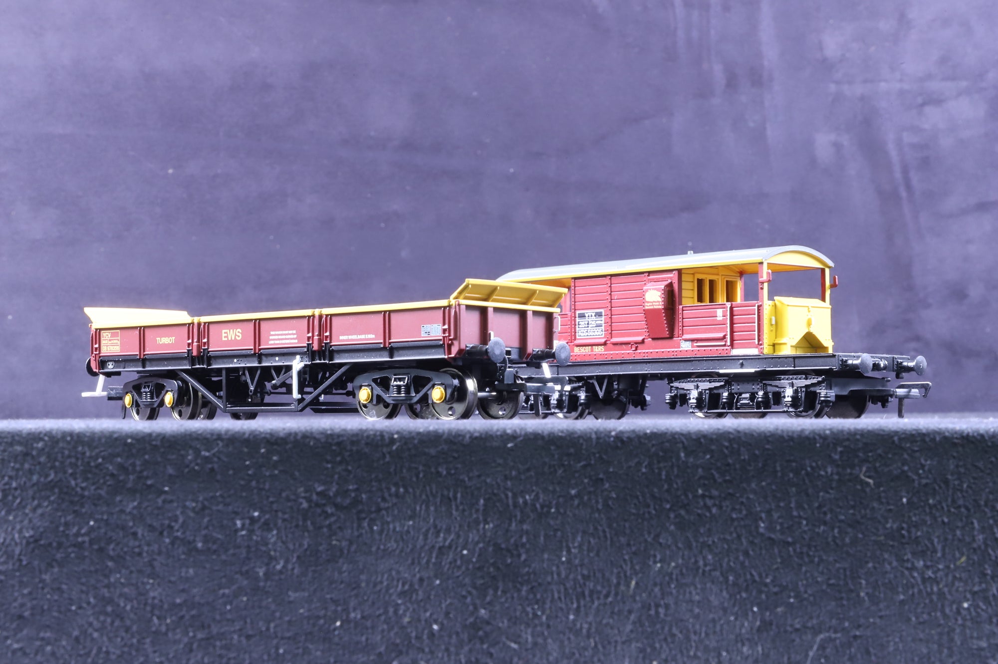 Bachmann OO Rake of 5 Assorted EWS Wagons