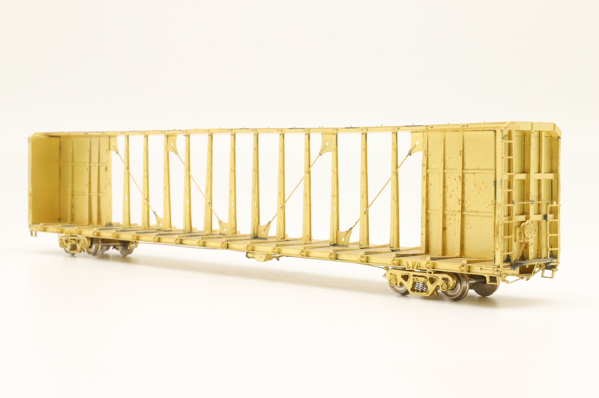 Overland Models/Ajin HO OMI-3235 Trailer Train TSH 75' Flat Car, Centerbeam Bulkhead, Unpainted Brass