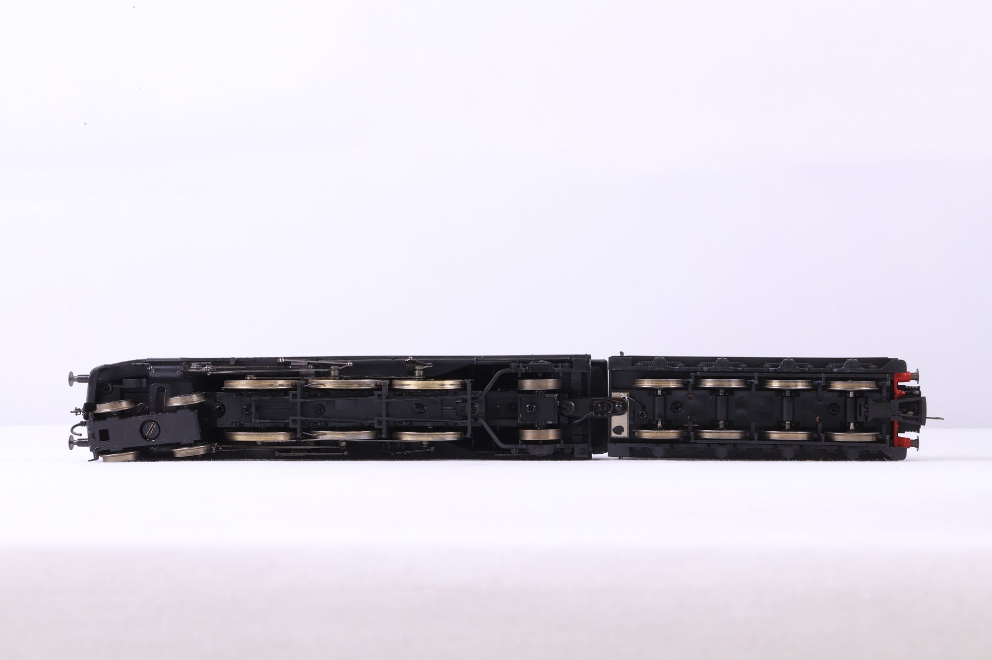 Bachmann OO R2340 Class A4 '60031' 'Golden Plover' BR Green L/C