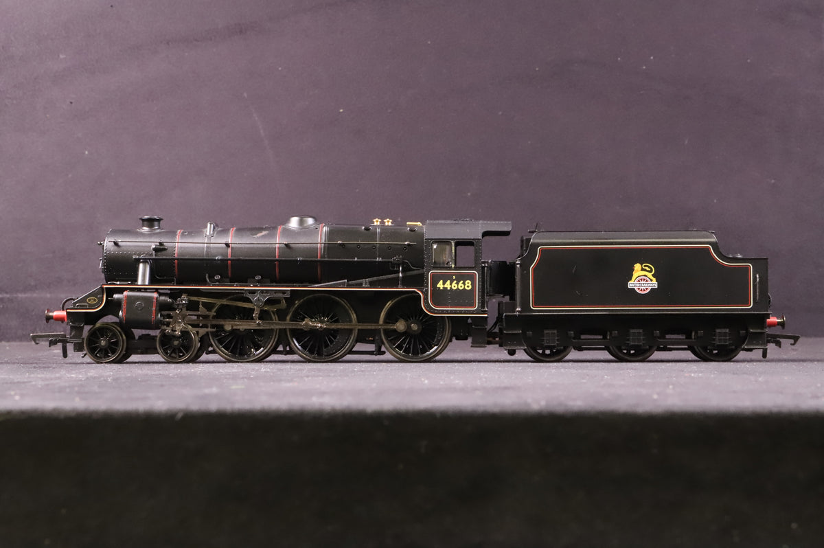 Hornby OO R2322 Class 5MT &#39;44668&#39; BR Lined Black E/C
