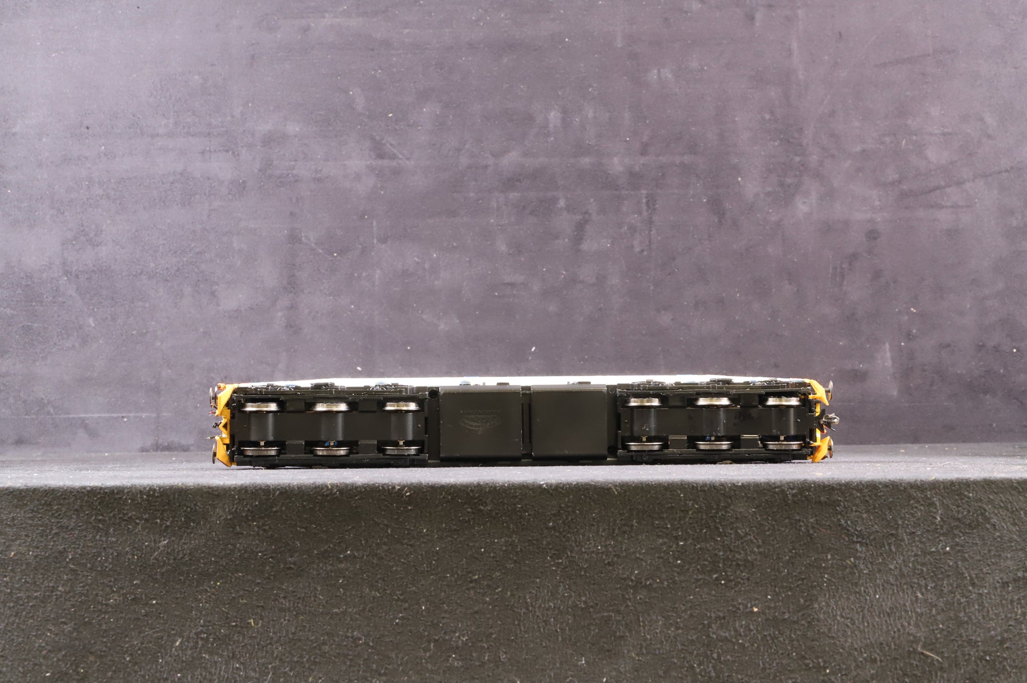 Bachmann OO 32-381V Class 37/4 Diesel '37420' 'The Scottish Hosteller' Regional Railways Renumbered Ltd Ed 2/ 512, DCC Sound