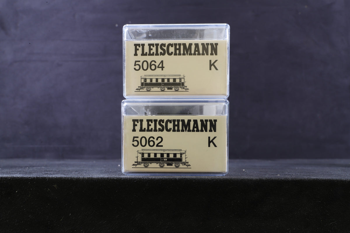 Fleischmann HO 5062 &amp; 5064 Rake Of 2 DB Green Coaches