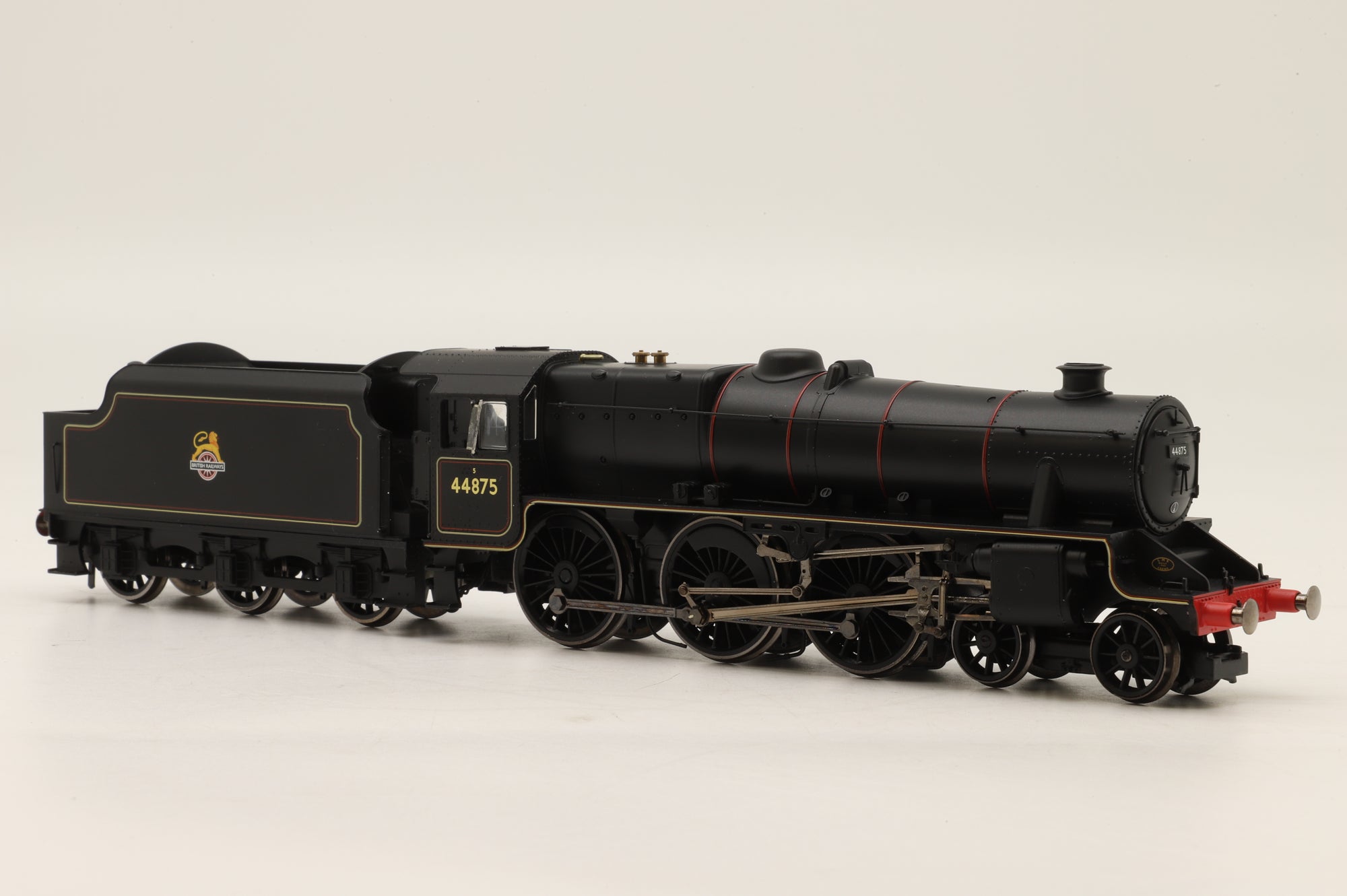 Hornby OO R2804XS 'Black 5' 44875 in Lined BR Black w/ Early Crests – DCC Sound