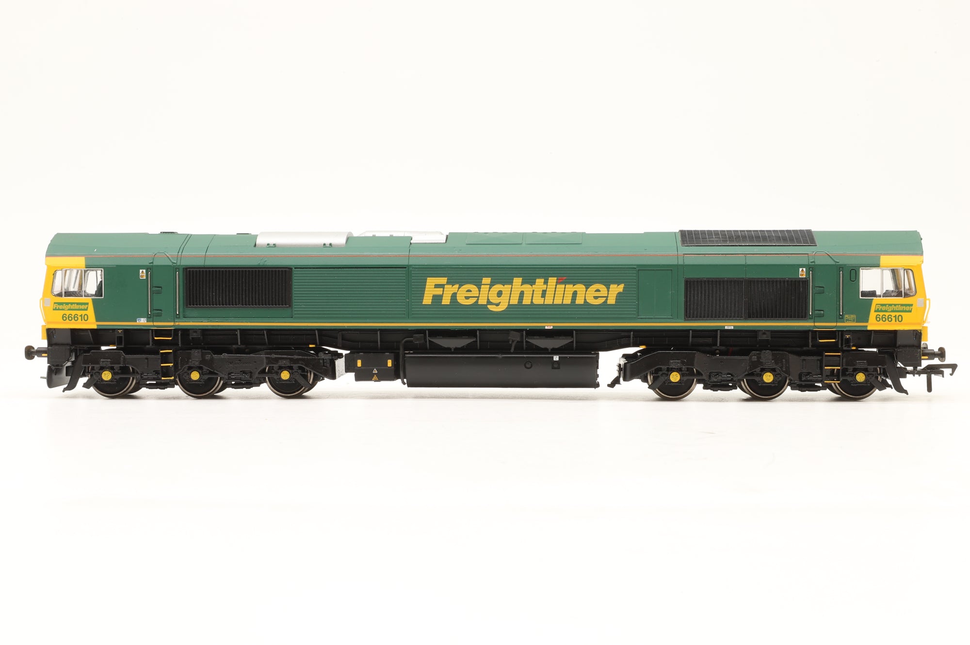 Bachmann OO 32-726 Class 66 Diesel '66610' Freightliner