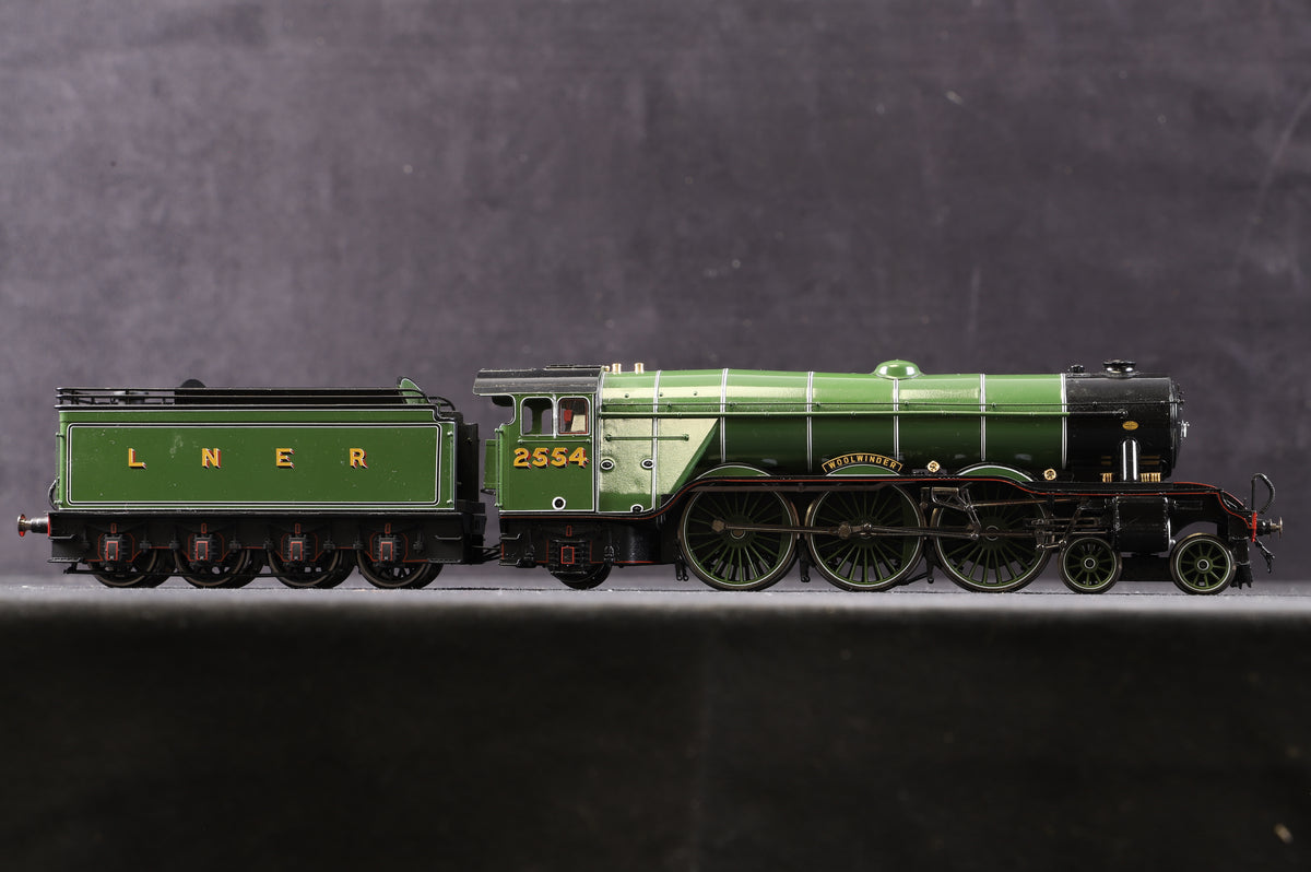 Hornby OO R3439 Class A1 &#39;2554&#39; &#39;Woolwinder&#39; LNER Apple Green Glossed, Ltd Ed 150/ 850