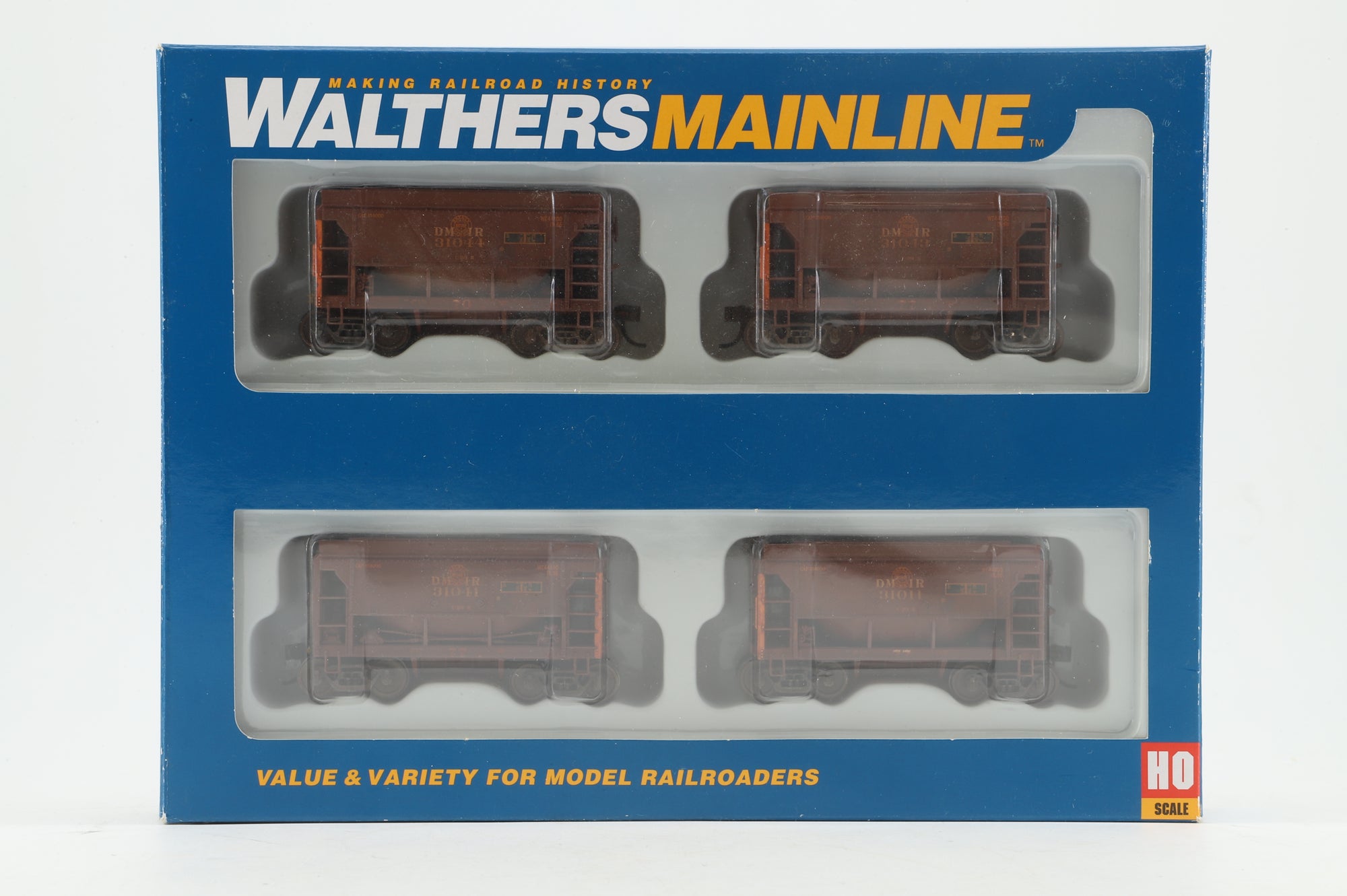 Walthers HO 4-Pack of 24' Michigan Ore Cars in DMIR Brown/Yellow - Pro-Weathered/Renumbered