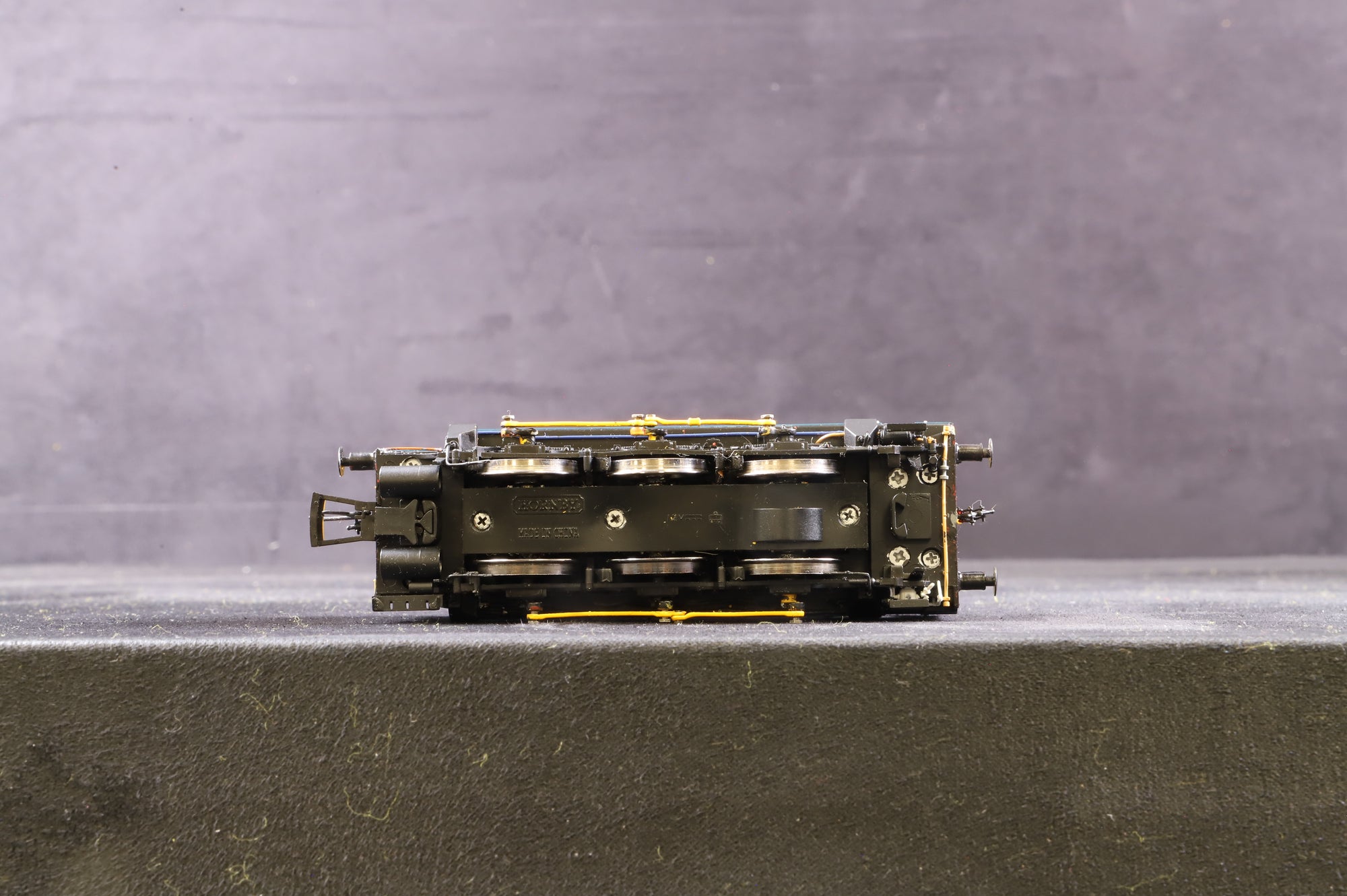 Hornby OO R2418 BR 0-6-0 Class 08 '08402'