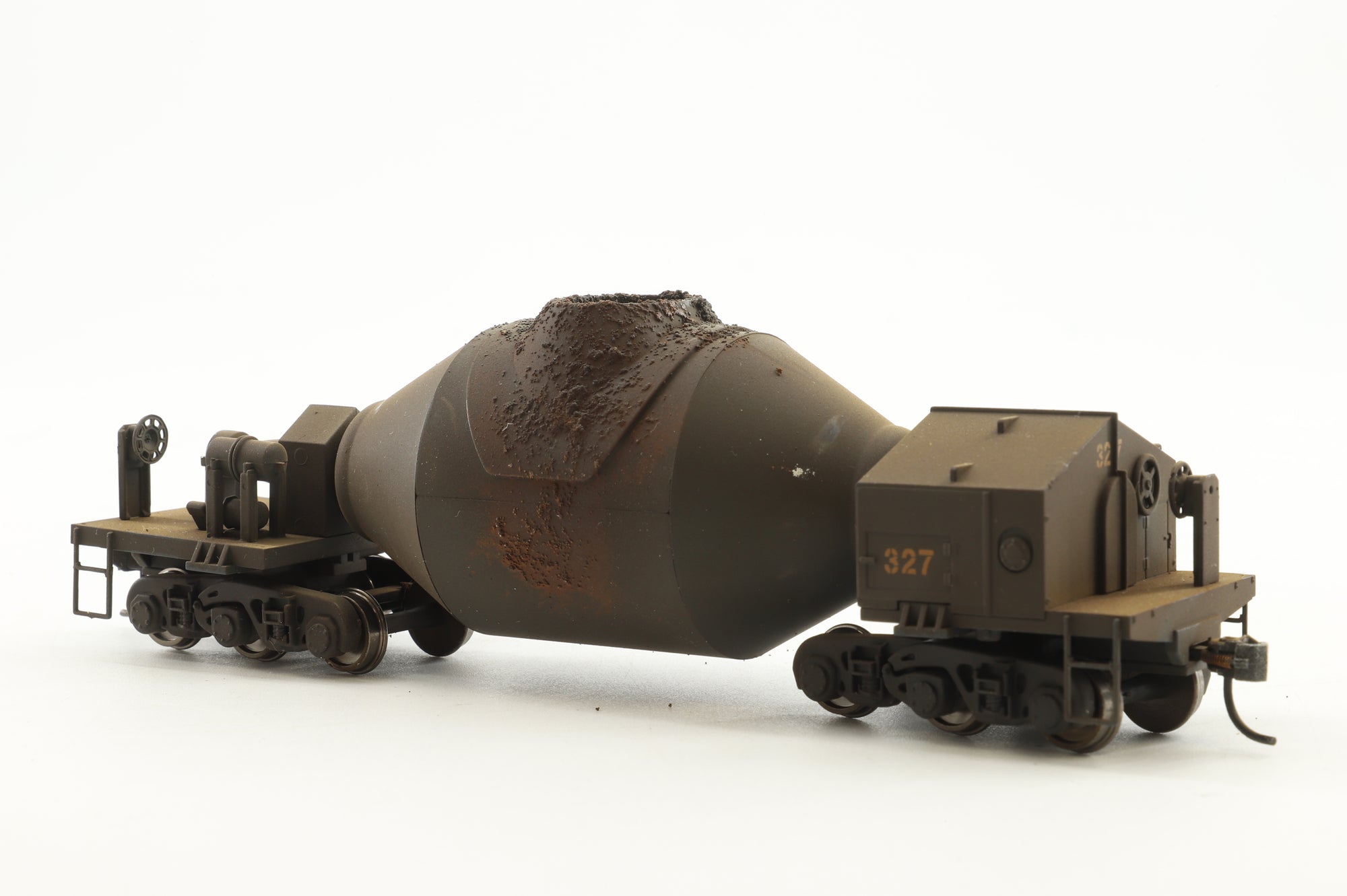 Walthers HO 932-3133 Hot Bottle Car Weathered 3 Pack