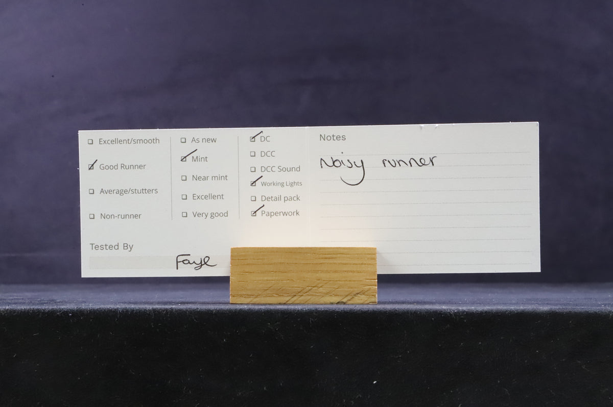 Bachmann OO 31-500A Class 158 2 Car DMU Regional Railways