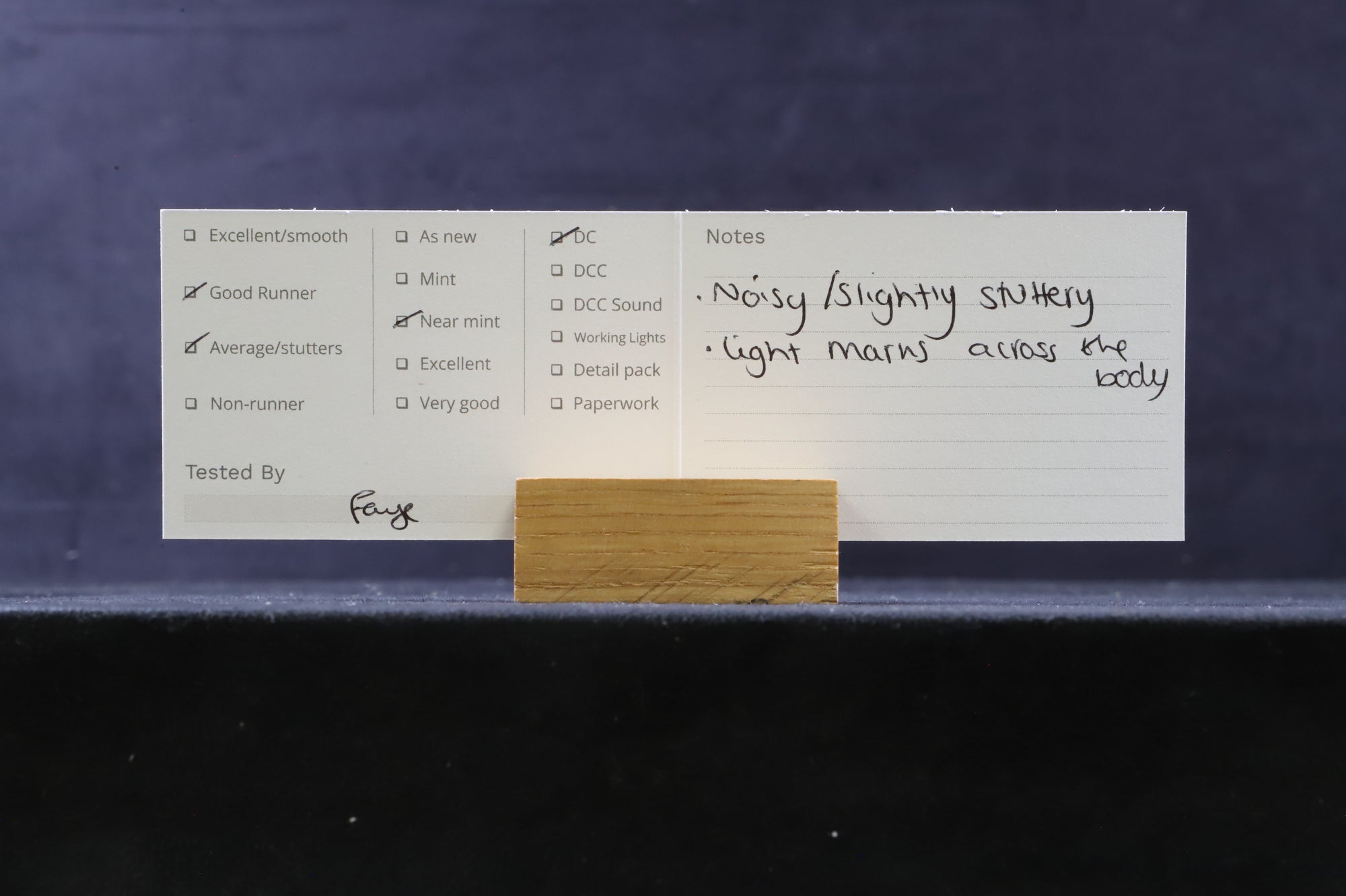 Bachmann OO 32-102A Class 08 08762 in BR Blue w/ Wasp Stripes