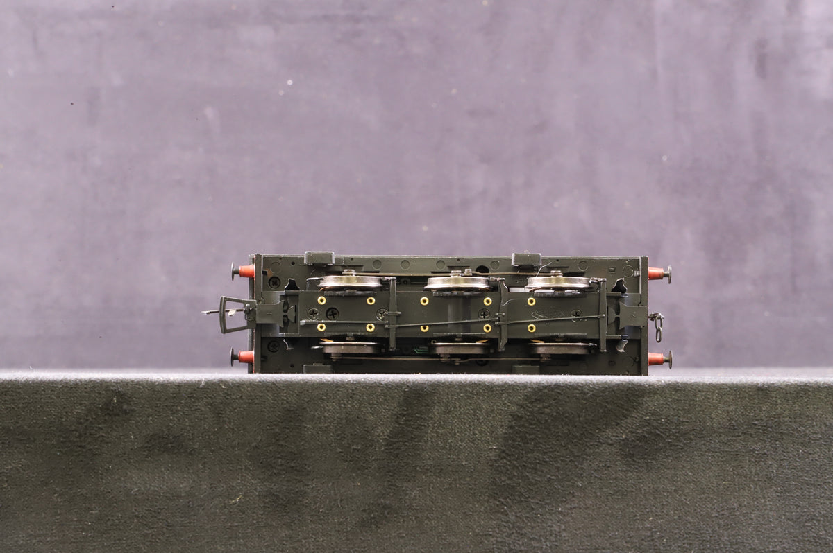 Bachmann OO 31-061 LNER J72 Class &#39;68733&#39; BR Black E/C Weathered