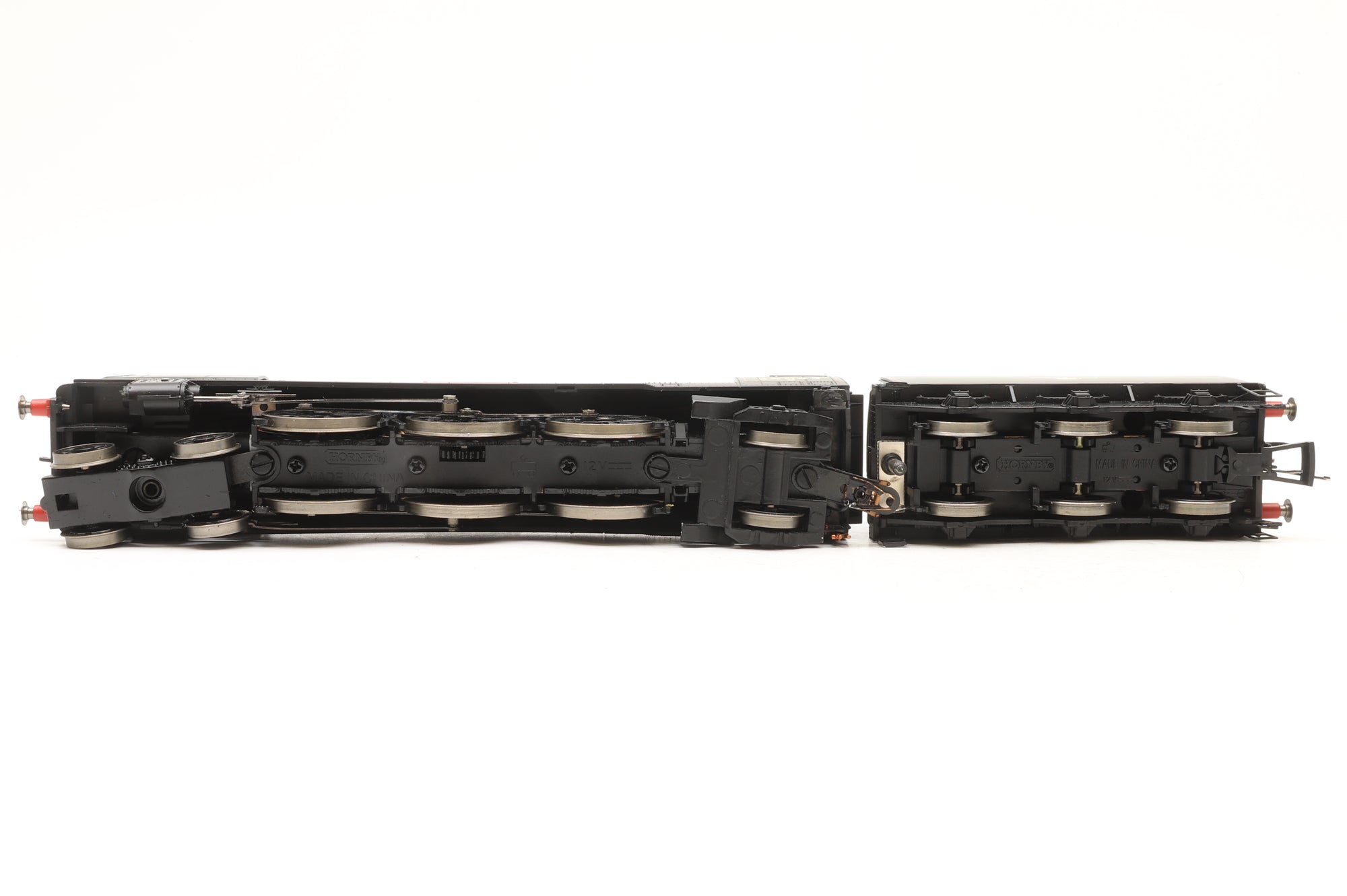 Hornby OO R2436 'The Pines Express' Great British Train Pack Limited Edition 1420/3000