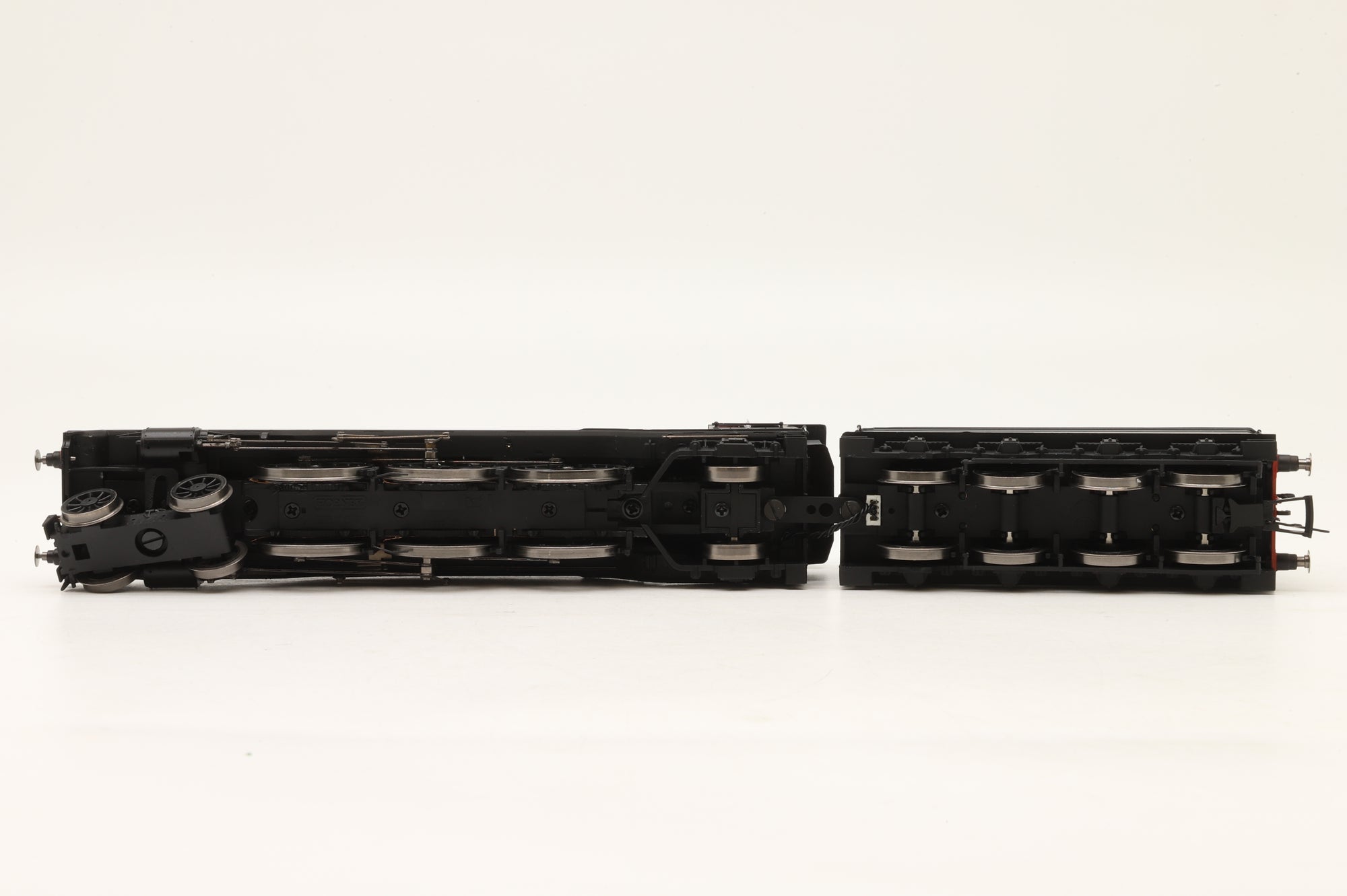 Hornby OO R30087 Class A3 '45' Lemberg' LNER Black DCC Fitted
