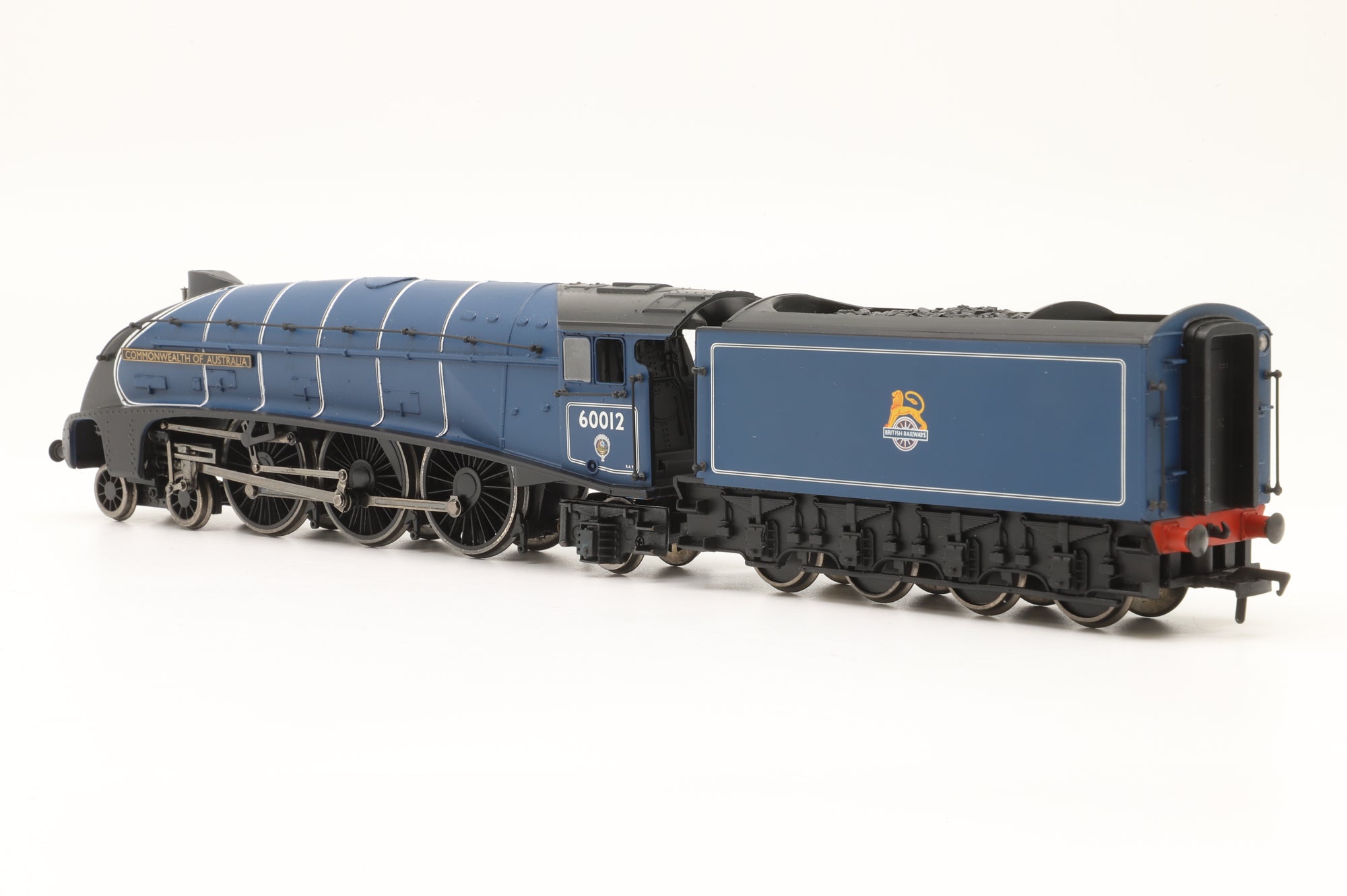 Bachmann OO 31-2001 Set of 3 Class A4 'Commonwealth of Australia' in BR Green, BR Blue & LNER Blue