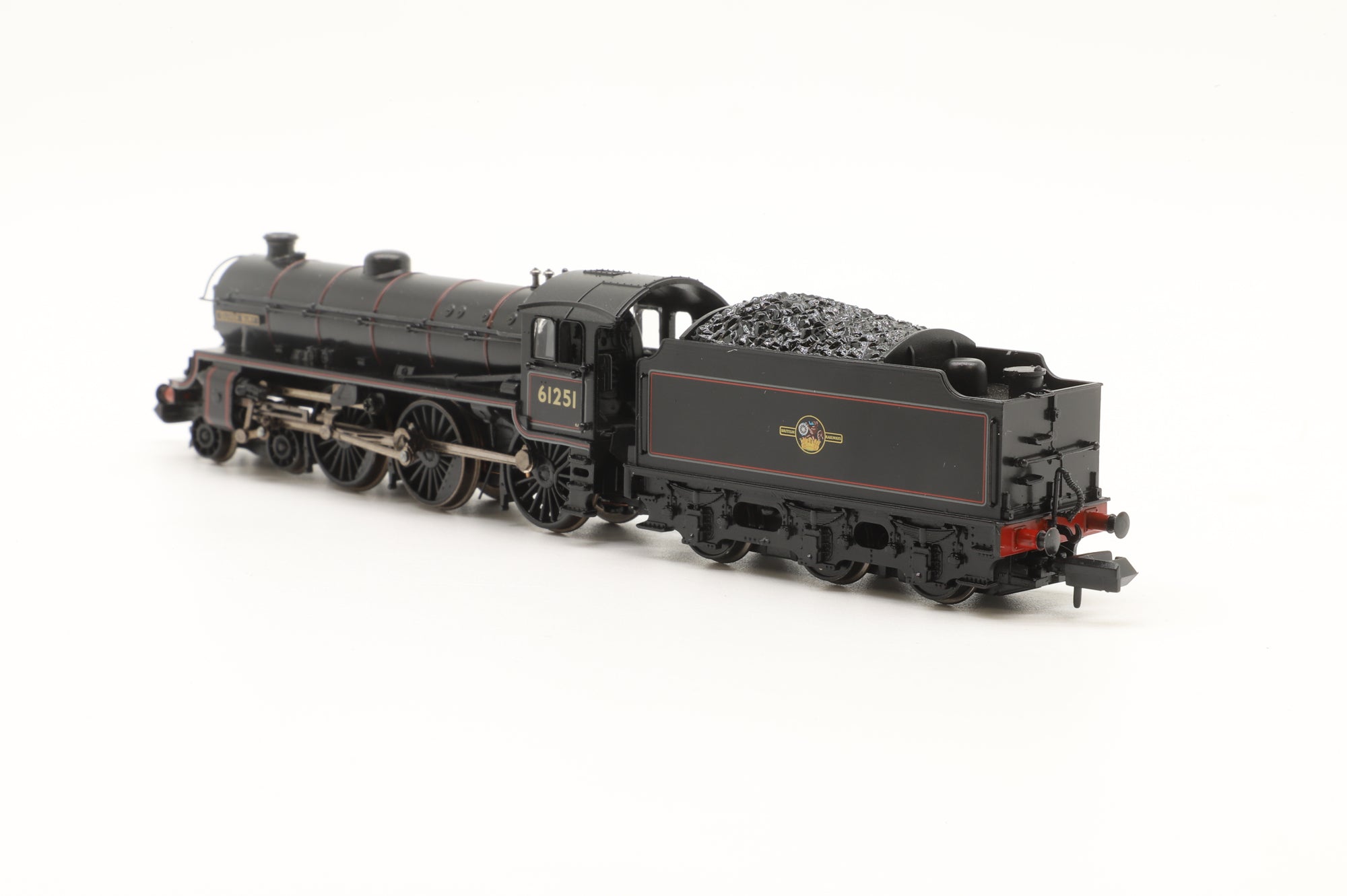 Graham Farish N 372-077 Class B1 '61251' 'Oliver Bury' BR Black Late Crest