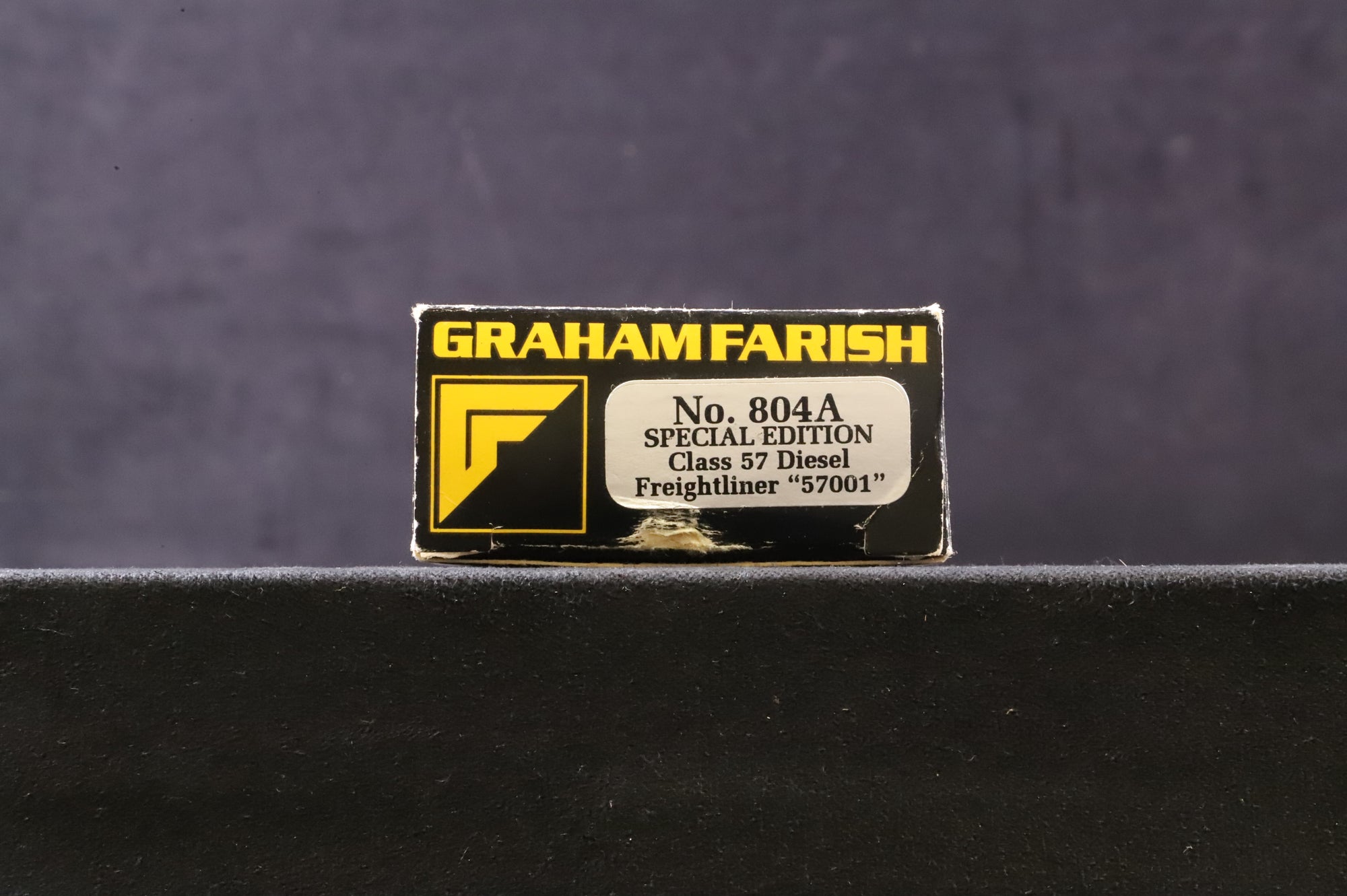 Graham Farish N Gauge 804A Class 57 57001 in Freightliner Livery