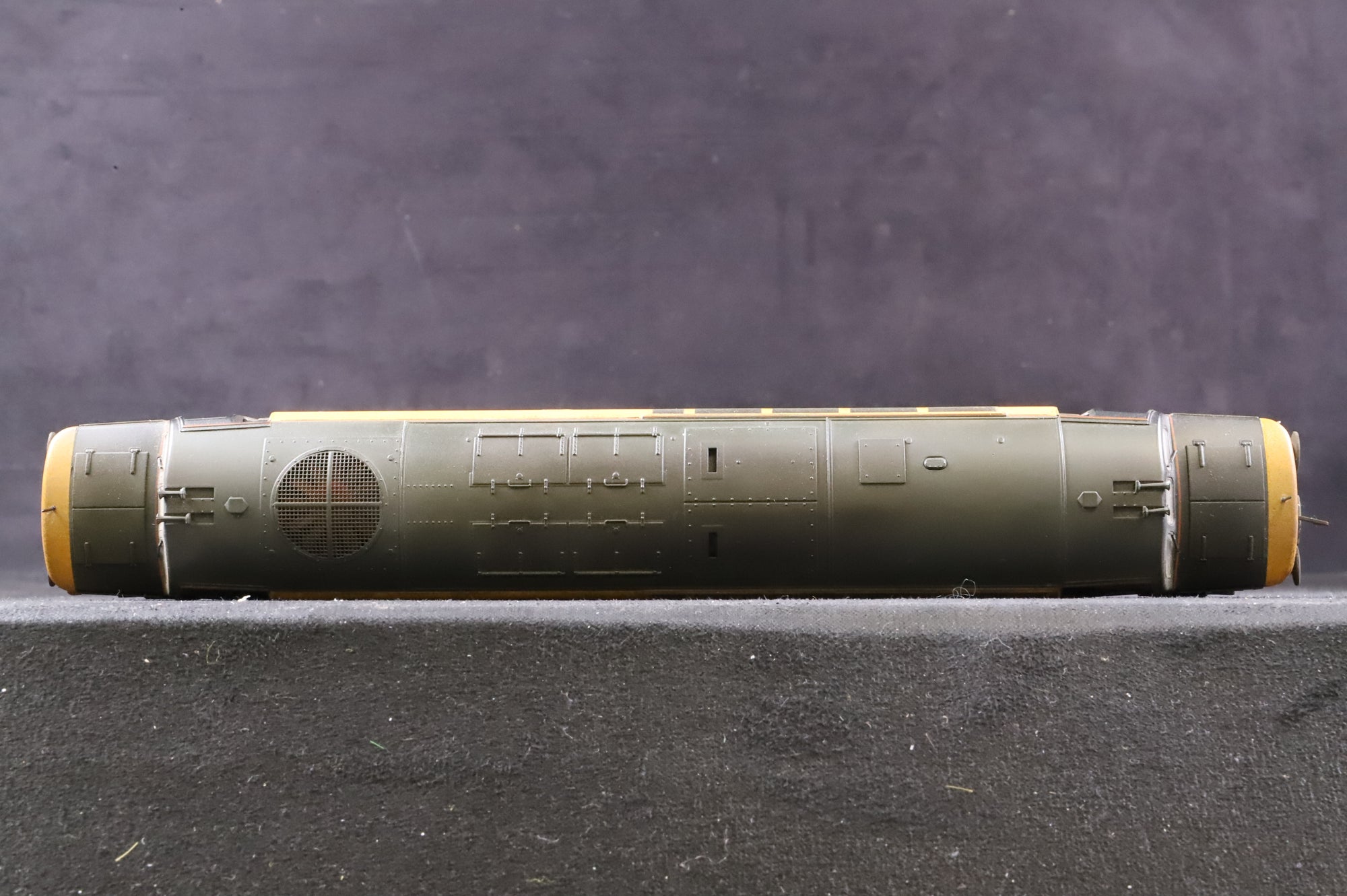 WORKSHOP Bachmann OO Class 37 37142 in BR Engineers Dutch Livery - Weathered