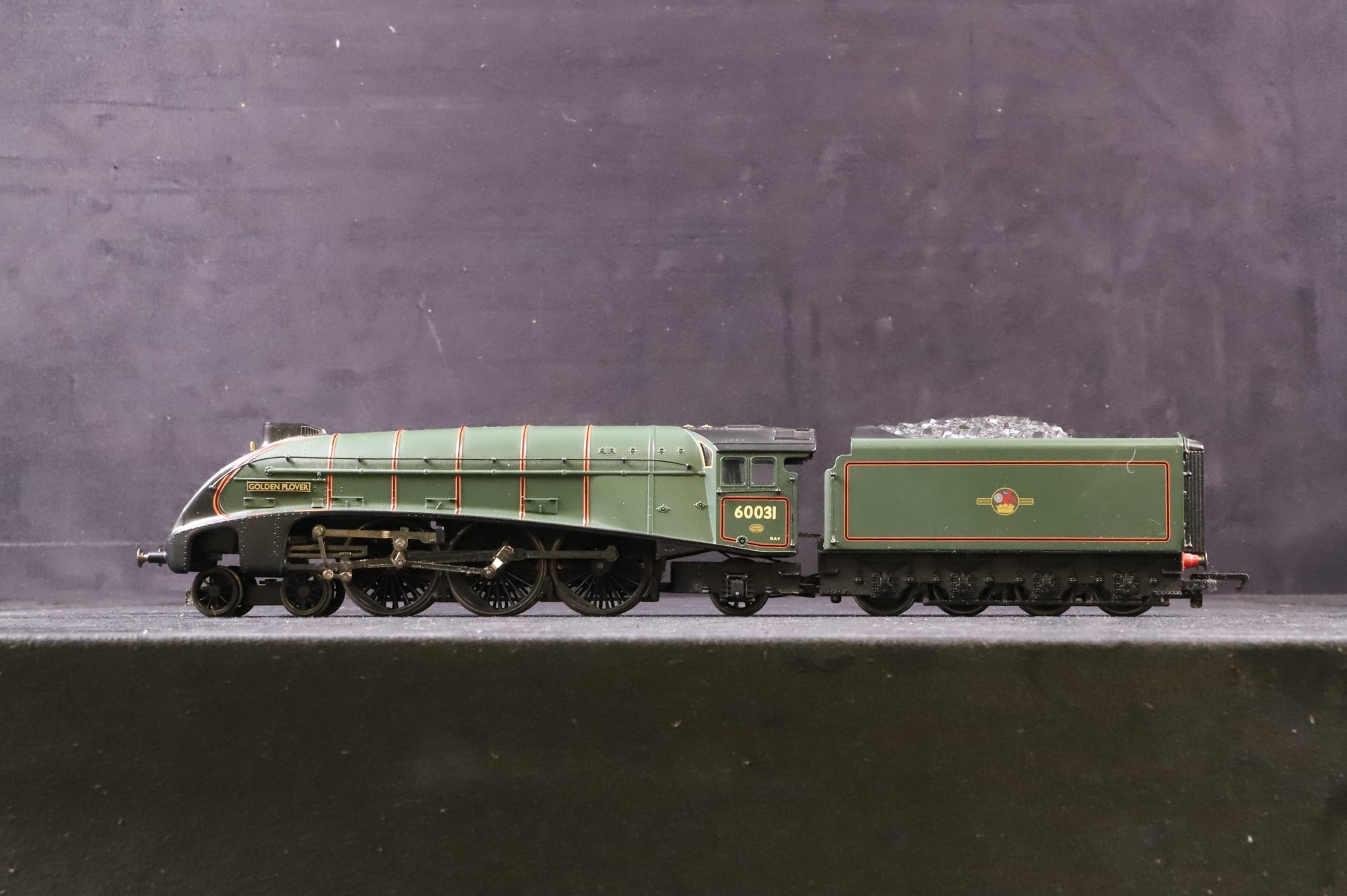 Hornby OO R1024 Queen Of Scots Train Pack Loco & Coaches Only