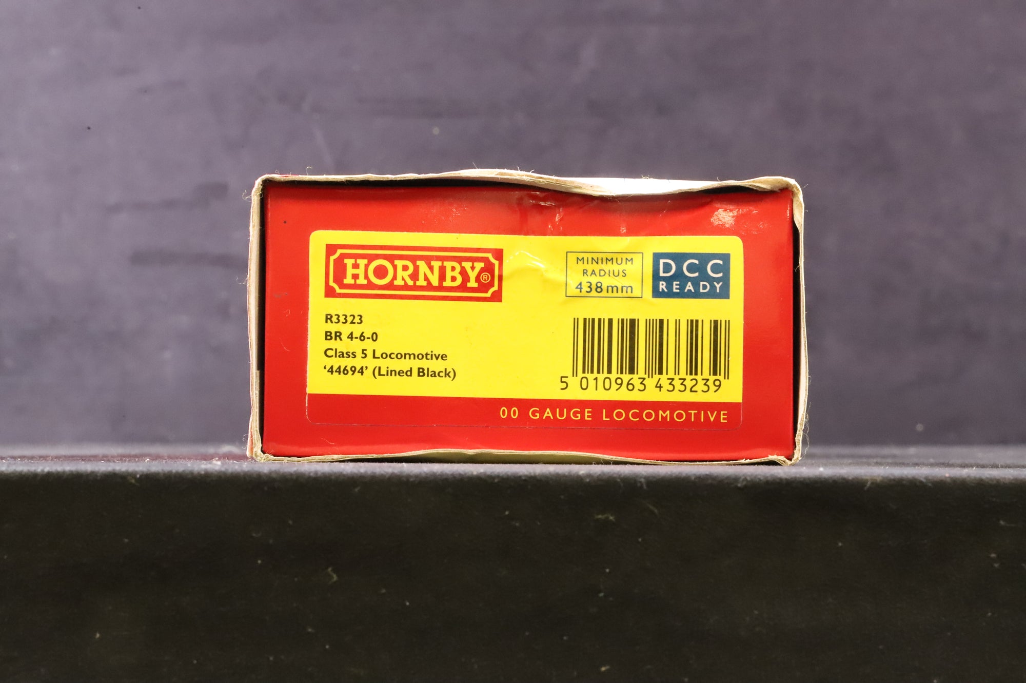 Hornby OO R3323 'Black 5' 44694 in Lined BR Black w/ Late Crests