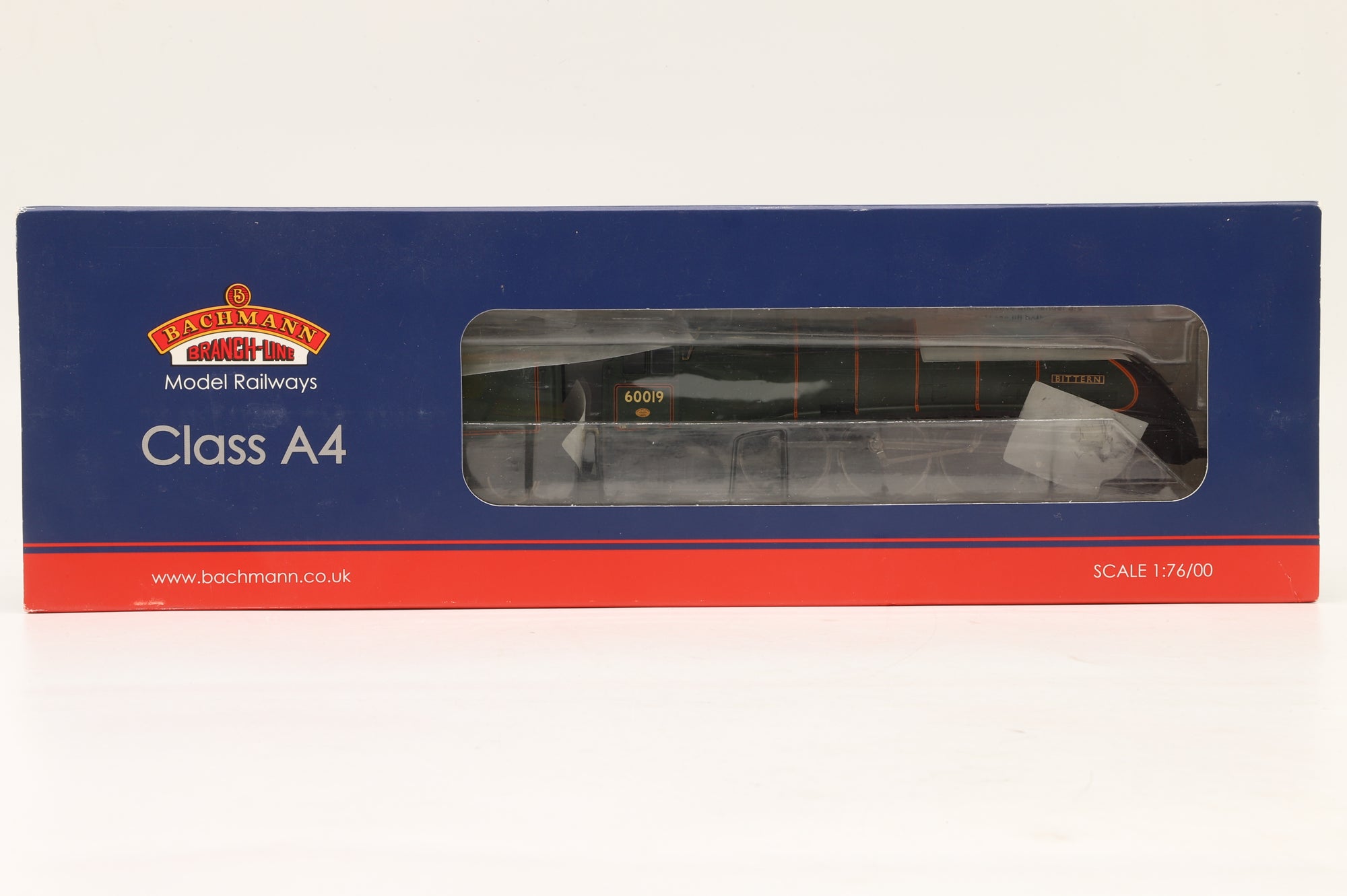 Bachmann OO 31-963 Class A4 '60019' 'Bittern' BR Lined Green L/C