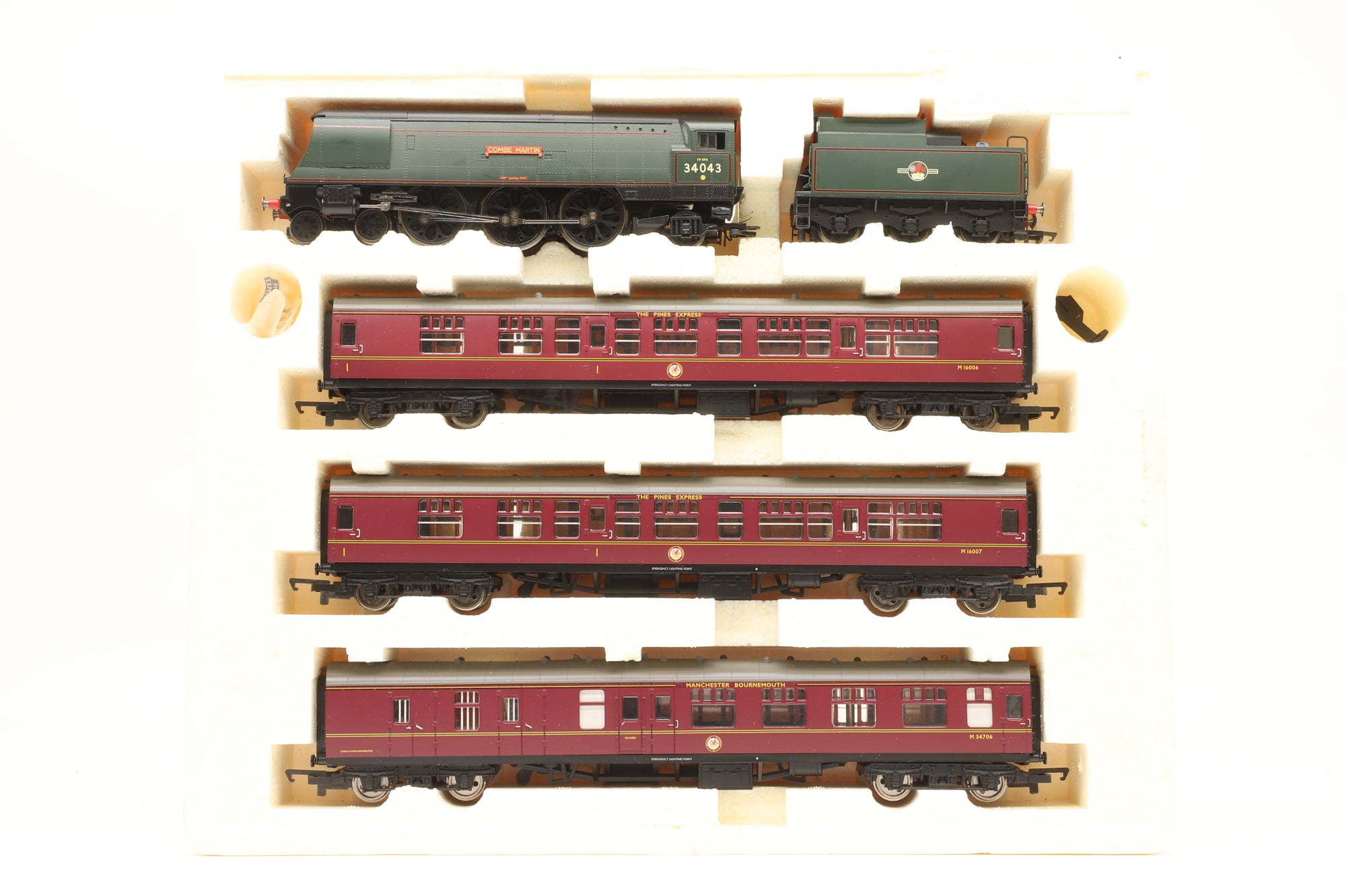 Hornby OO R2436 'The Pines Express' Great British Train Pack Limited Edition 1420/3000