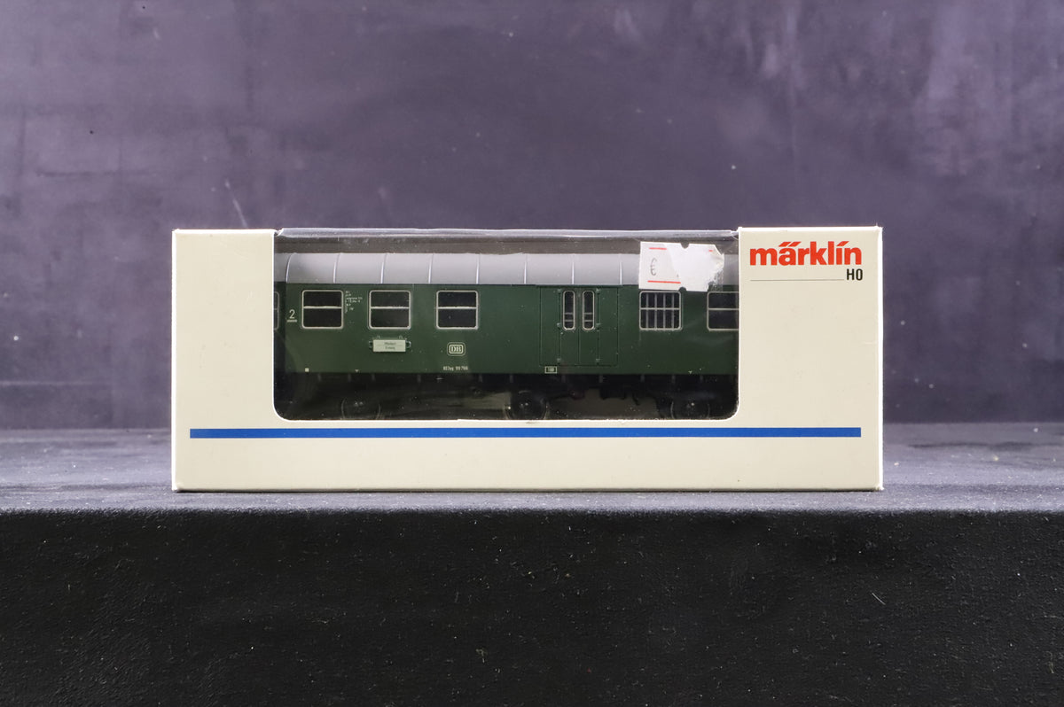 Marklin HO Rake Of 3 Green DB Coaches Inc. 4319, 00792-08 &amp; 00792-16