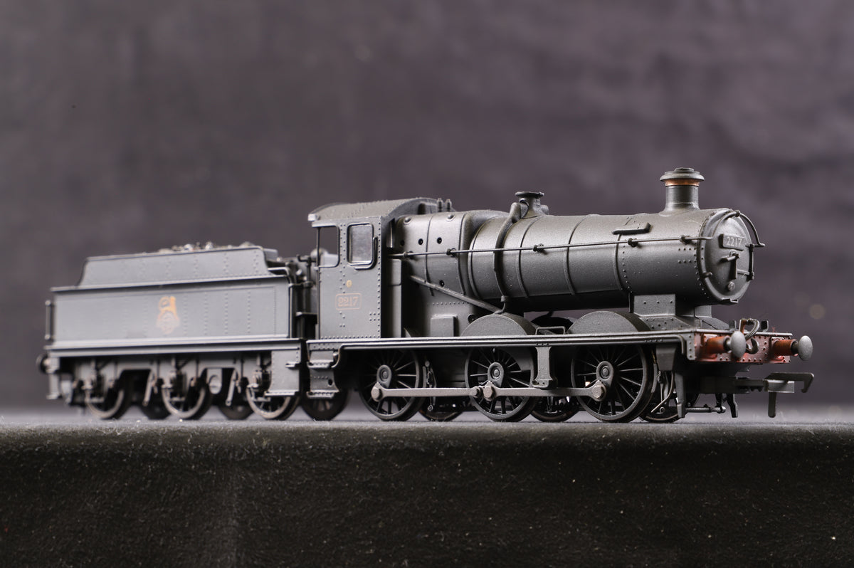 Bachmann OO 32-305 Collett Goods &#39;2217&#39; BR Plain Black E/C Weathered