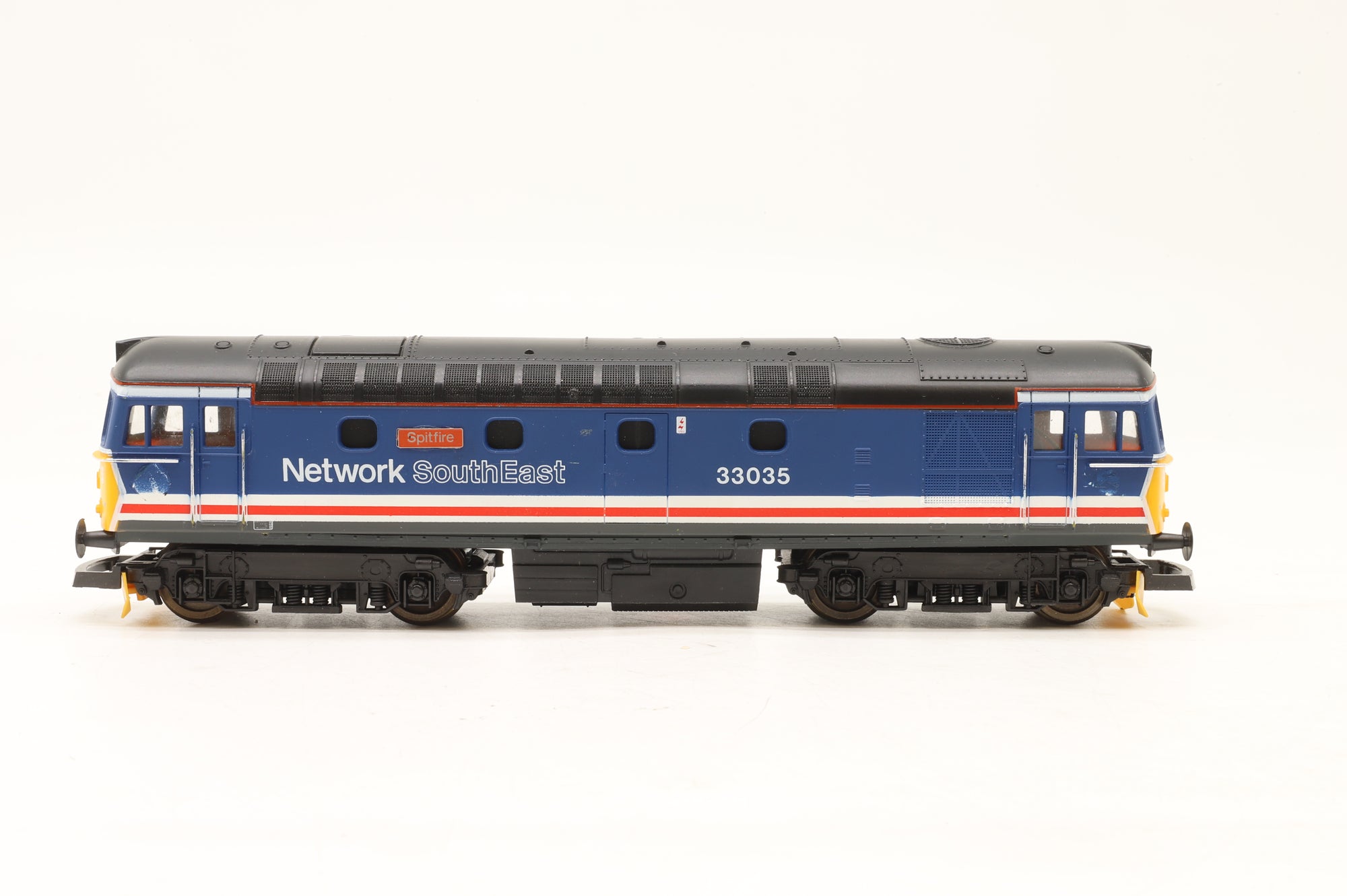 Lima OO 205074 Class 33 'Spitfire' '33035' Network South East