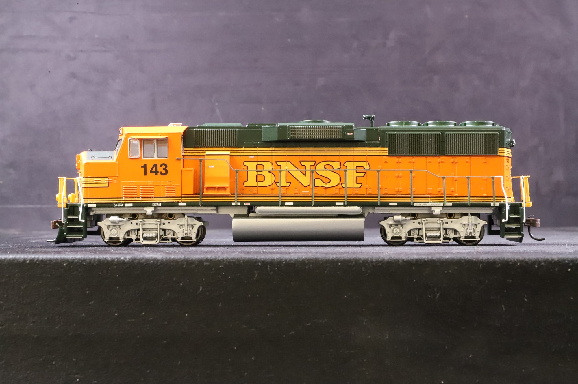 Athearn HO 91509 GP-60M No.143 in BNSF Livery
