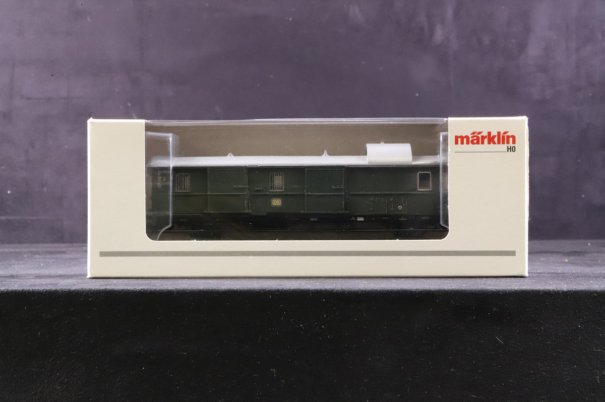 Marklin HO Rake Of 3 Green DB Coaches Inc. 4319, 00792-08 &amp; 00792-16