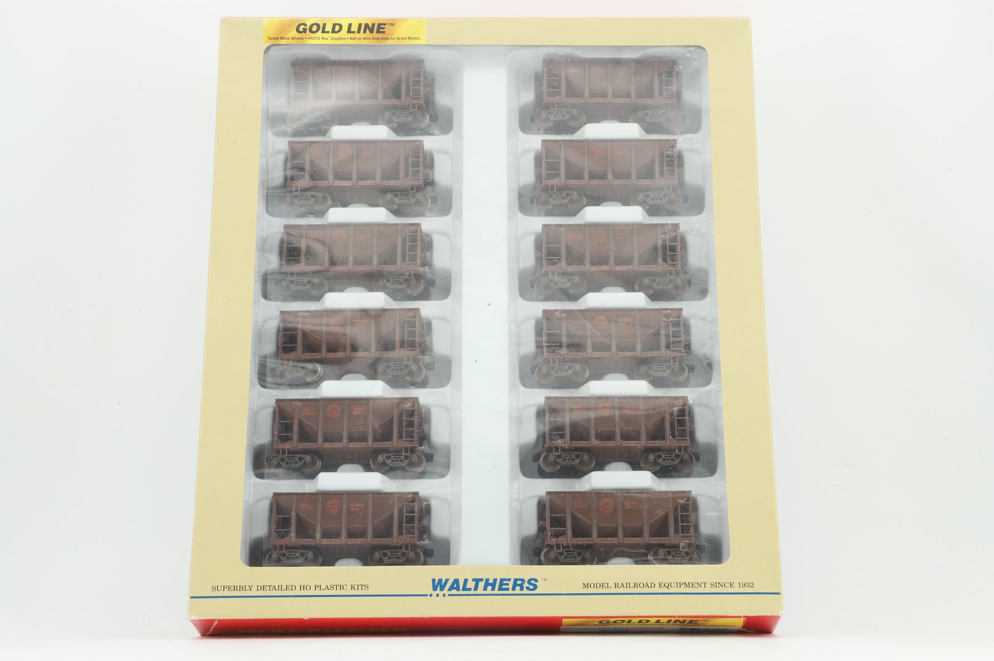 Walthers HO 12-Pack of Michigan Ore Cars in DMIR Brown - Pro-Weathered/Customised
