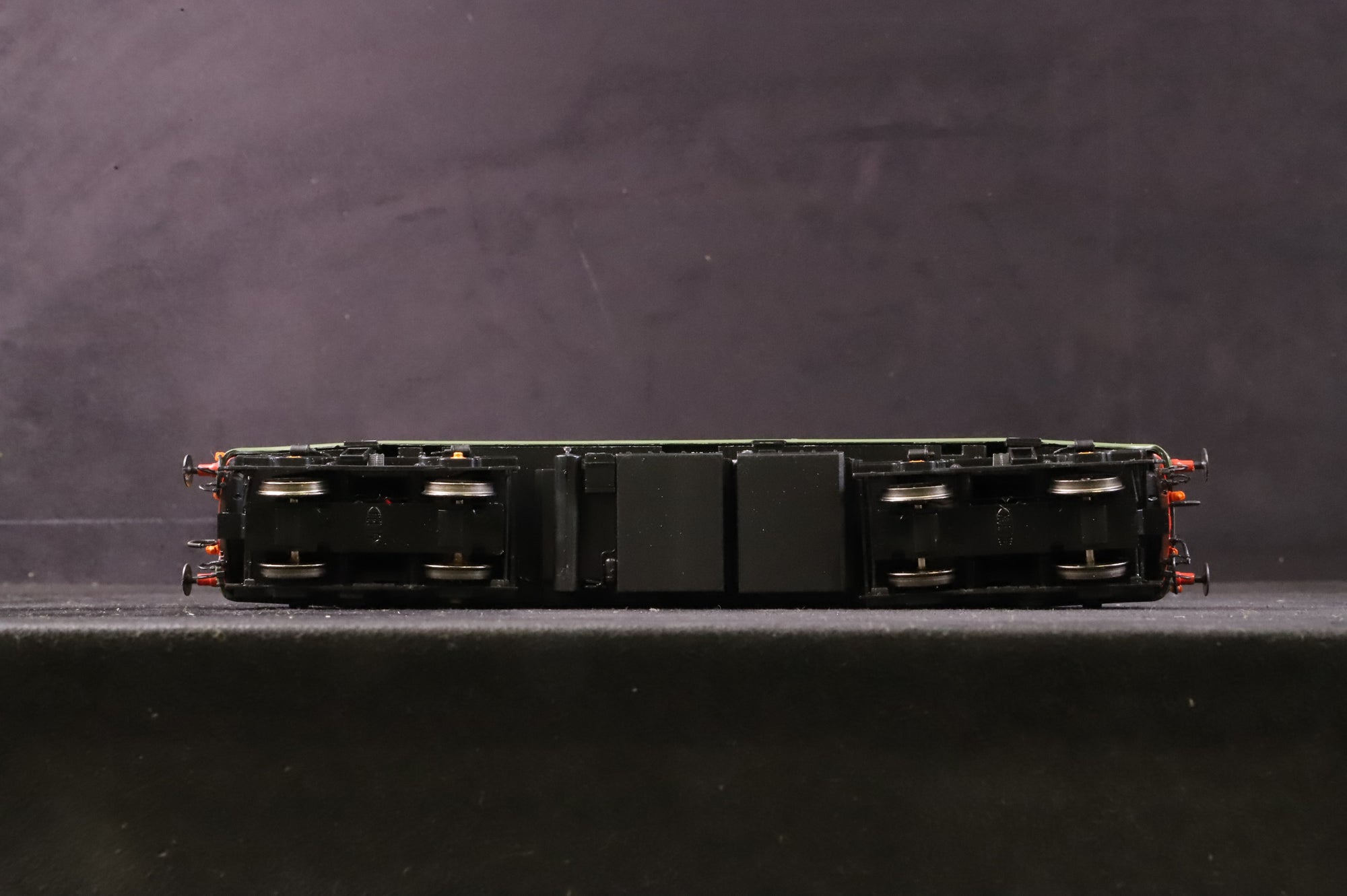 Heljan OO 2310 Class 23 'Baby Deltic' D5907 in BR Green w/ Small Yellow Panels