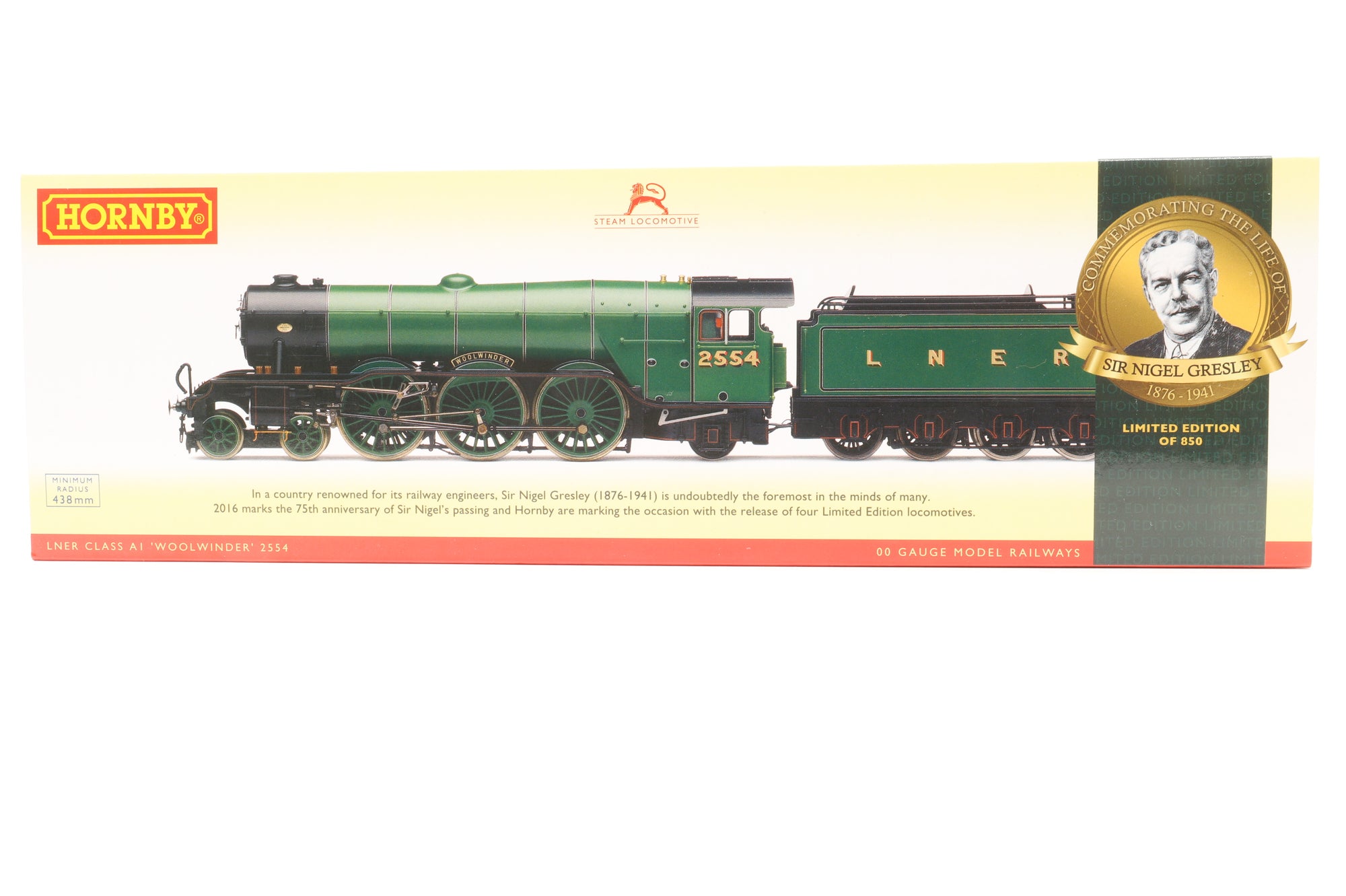 Hornby OO R3439 Class A1 2554 'Woolwinder' in LNER Green