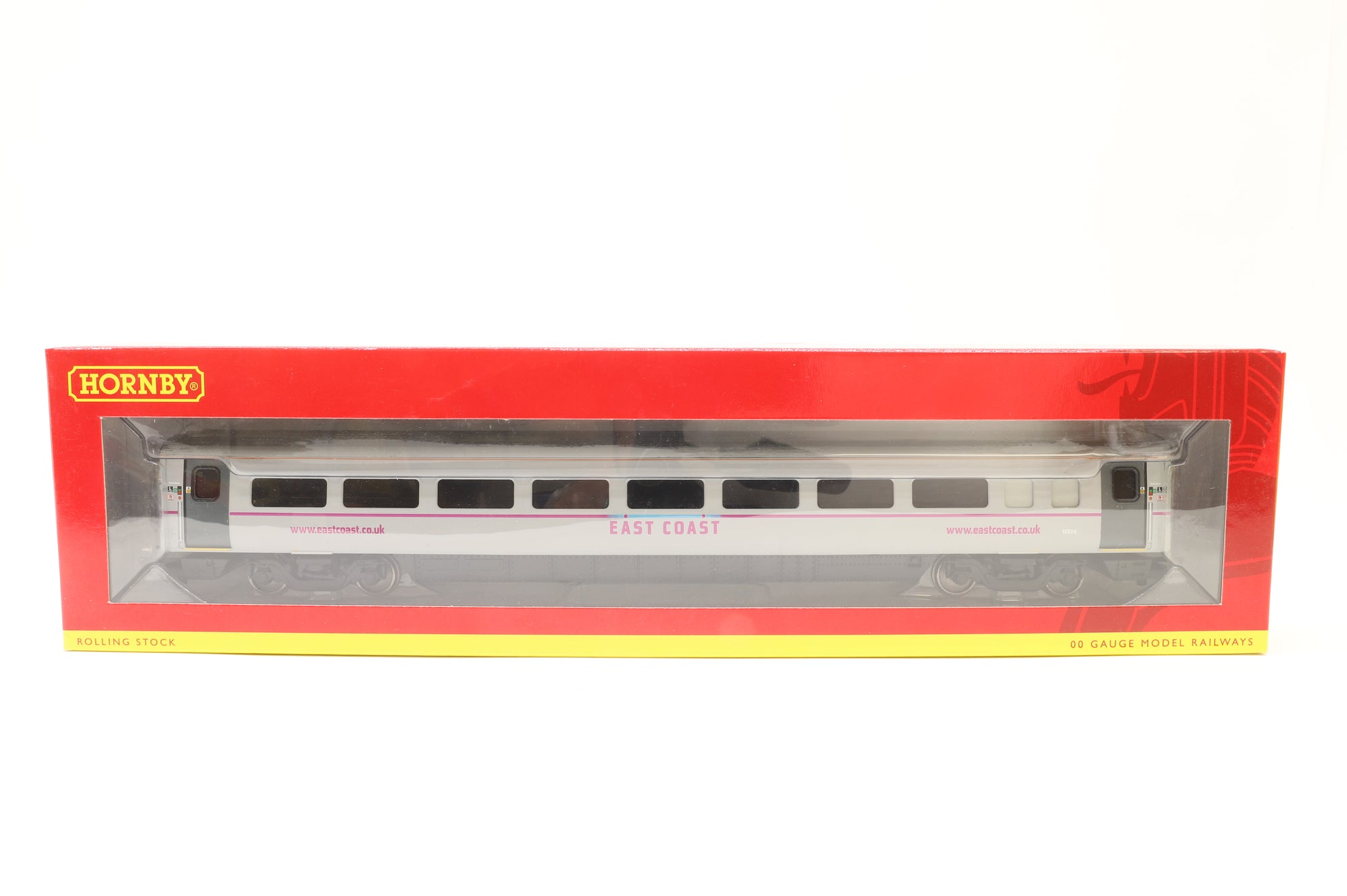 Hornby OO Rake Of 7 Mk4 Coaches East Coast Inc. R4666B, R4666, R4665A, R4666A, R4666C, R4665 & R4667
