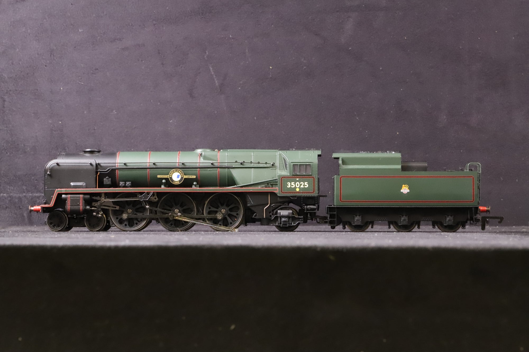 WORKSHOP Hornby OO R2267 Merchant Navy Class '35025' 'Brocklebank Line' BR Green E/C DCC Fitted Non Runner